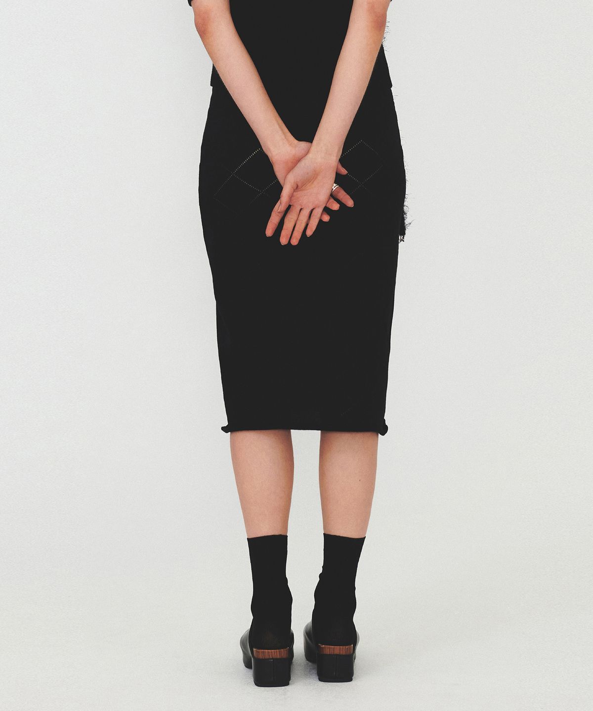 다이애그널(DIAGONAL) ARGYLE PATTERN KNIT SKIRT (black)