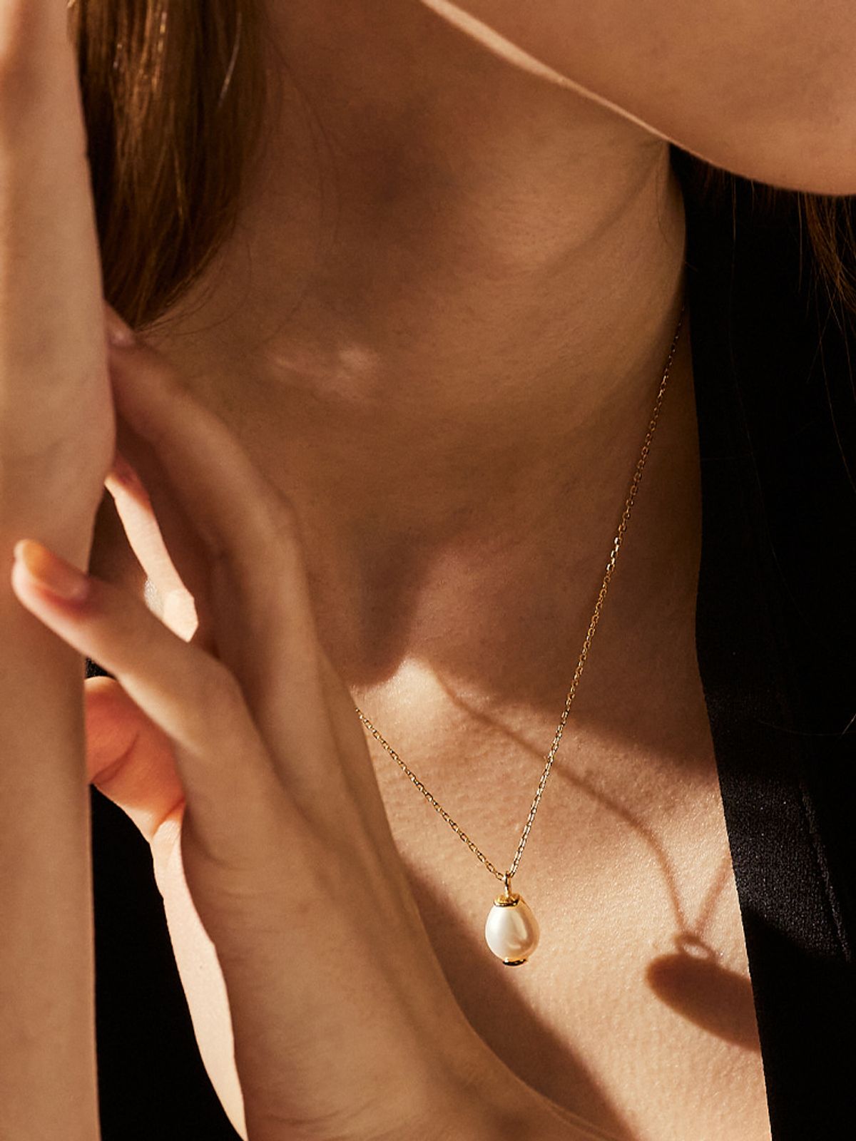 소수(SOSOO) Point Drop Freshwater Pearl Necklace 포인트 드롭 담수 진주 목걸이