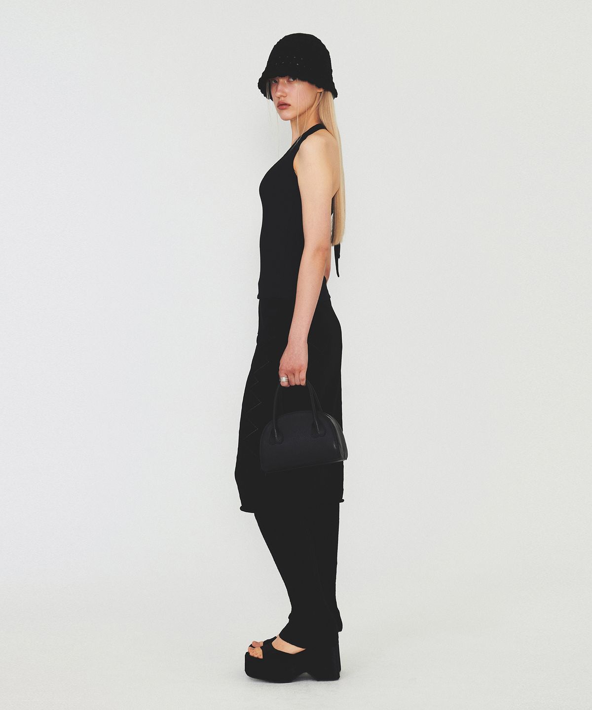 다이애그널(DIAGONAL) HEART HANDLE SMALL BAG (black)