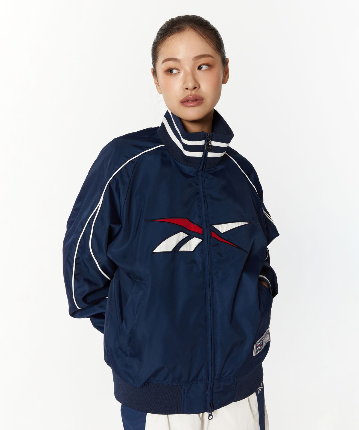리복(REEBOK) 벡터 스타디움 바시티 자켓 - 네이비