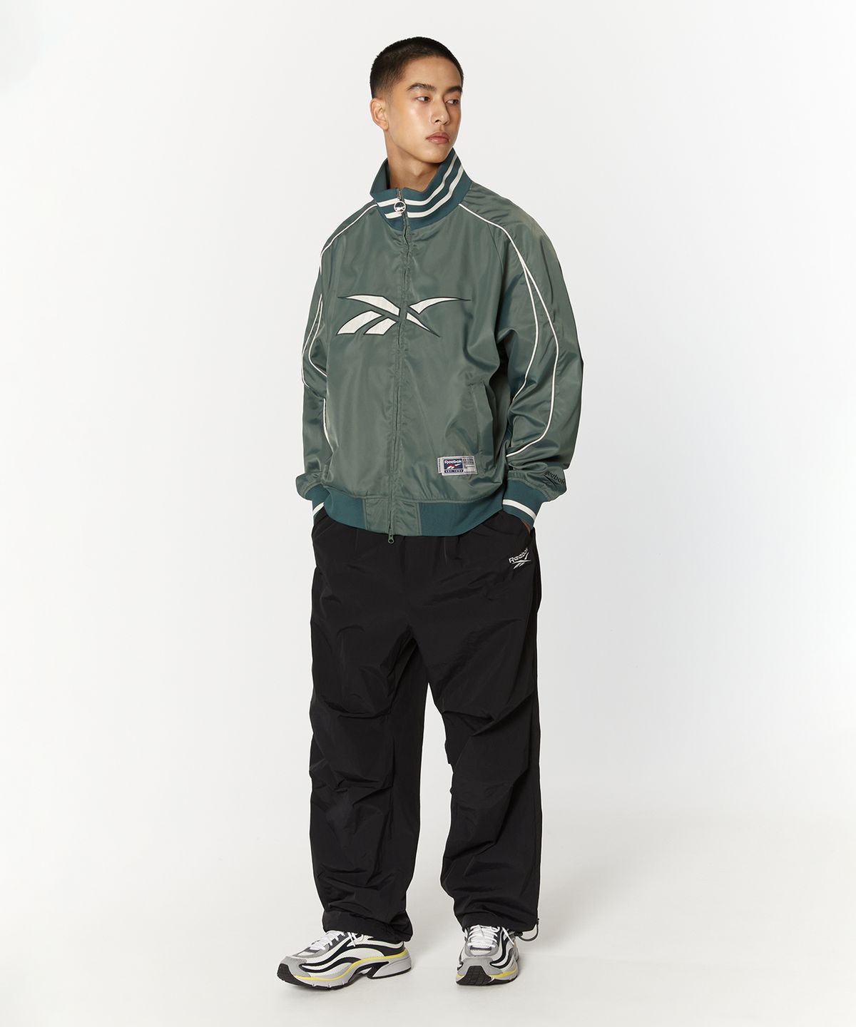 리복(REEBOK) 벡터 스타디움 바시티 자켓 - 그린