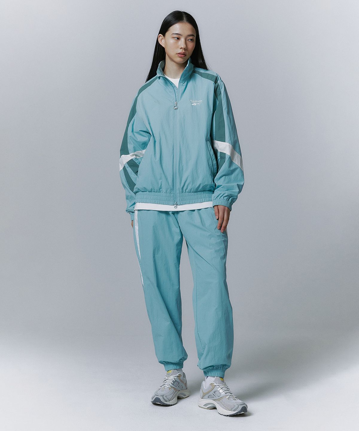 리복(REEBOK) 레전드 웜업 윈드 브레이커 - 민트