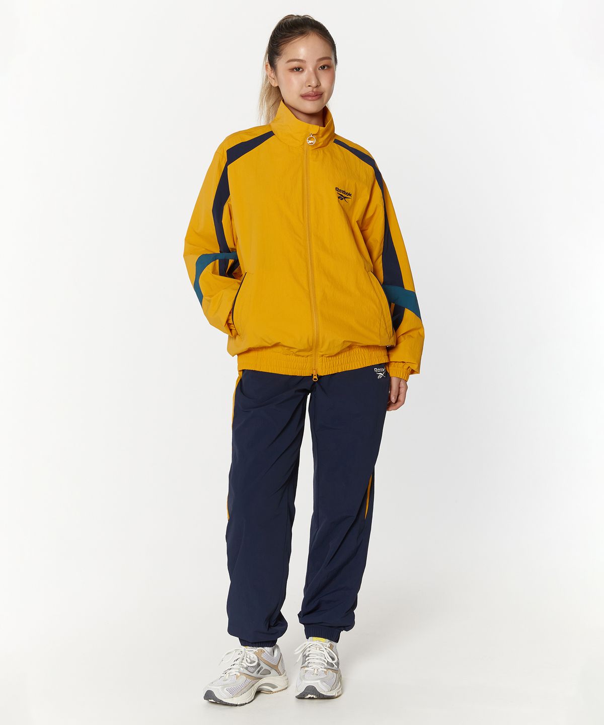 리복(REEBOK) 레전드 웜업 윈드 브레이커 - 옐로우:네이비