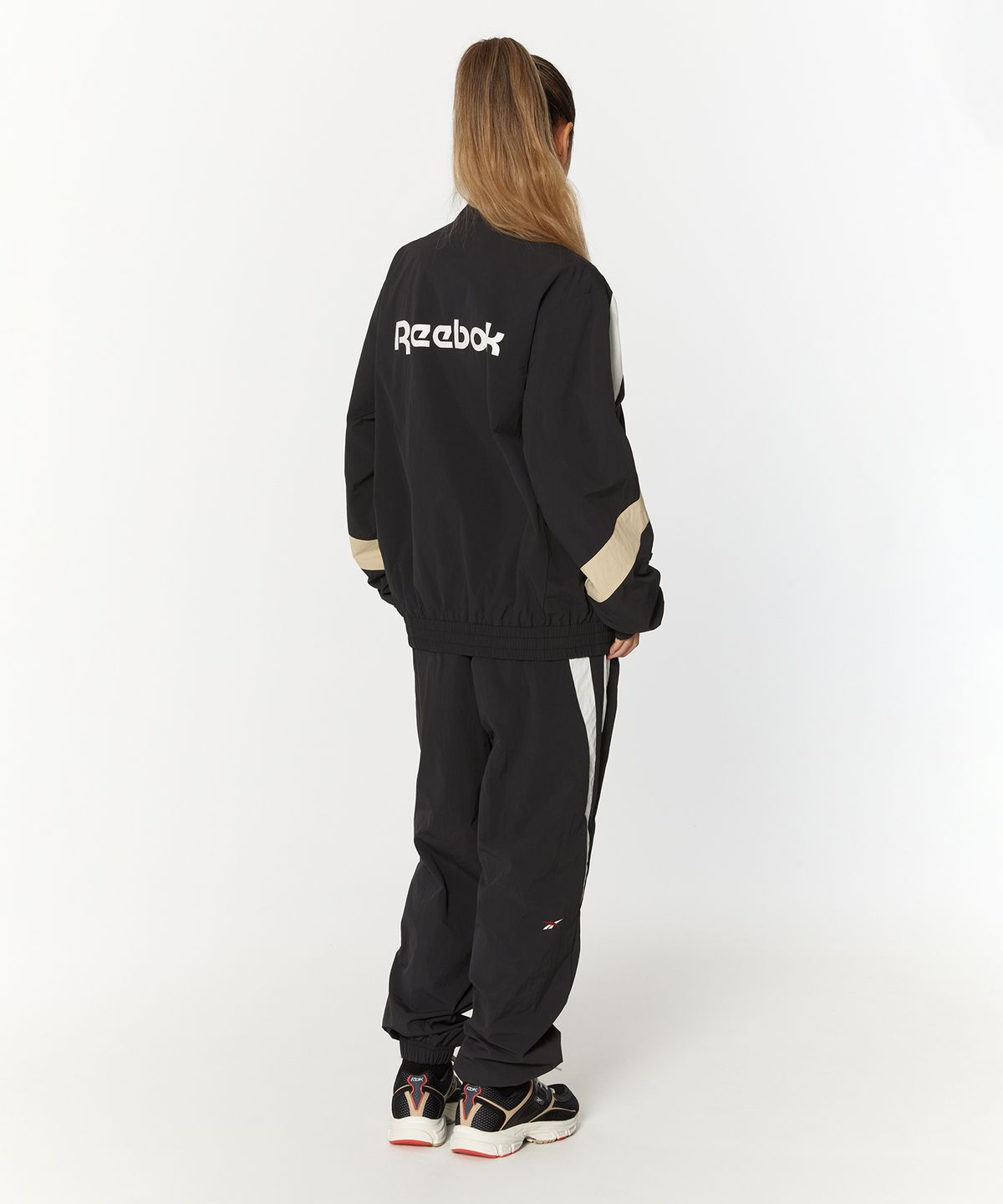 리복(REEBOK) 레전드 웜업 팬츠 - 블랙