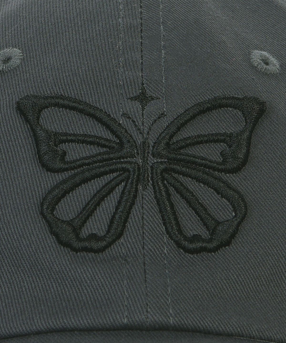 닉앤니콜(NICK&NICOLE) VINTAGE BUTTERFLY BLINK BALL CAP_CHARCOAL BLACK