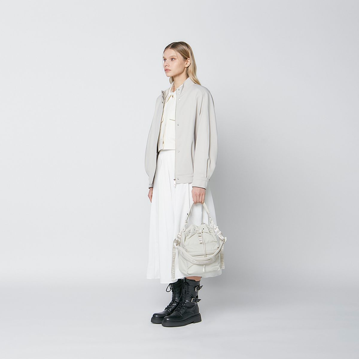 스위치(SWEETCH) CITY BOYS BUCKET BAG 002 M Cream