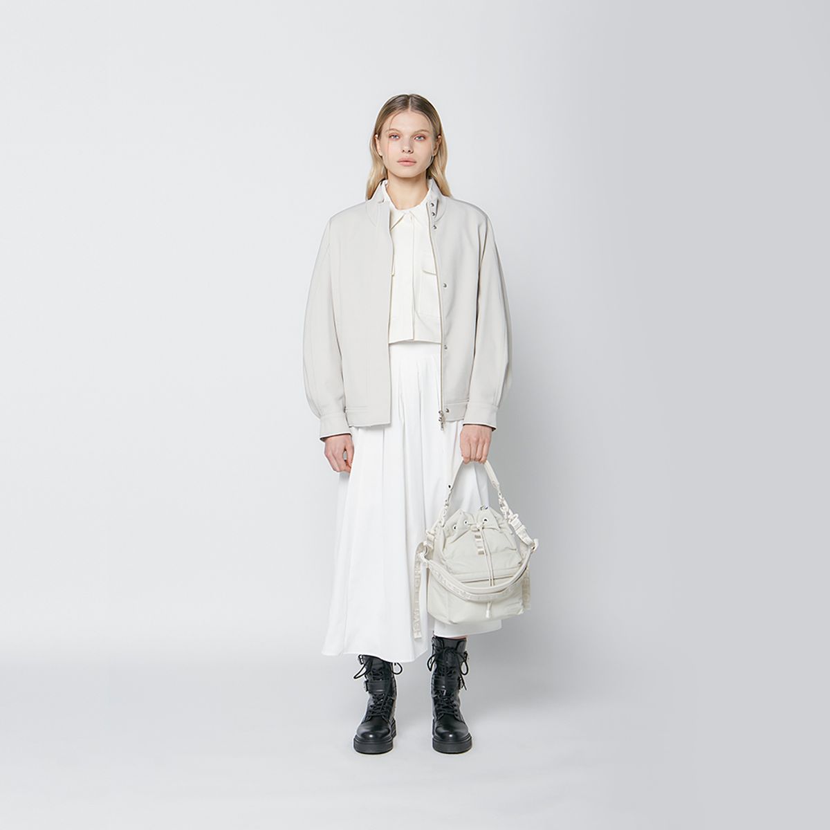 스위치(SWEETCH) CITY BOYS BUCKET BAG 002 M Cream