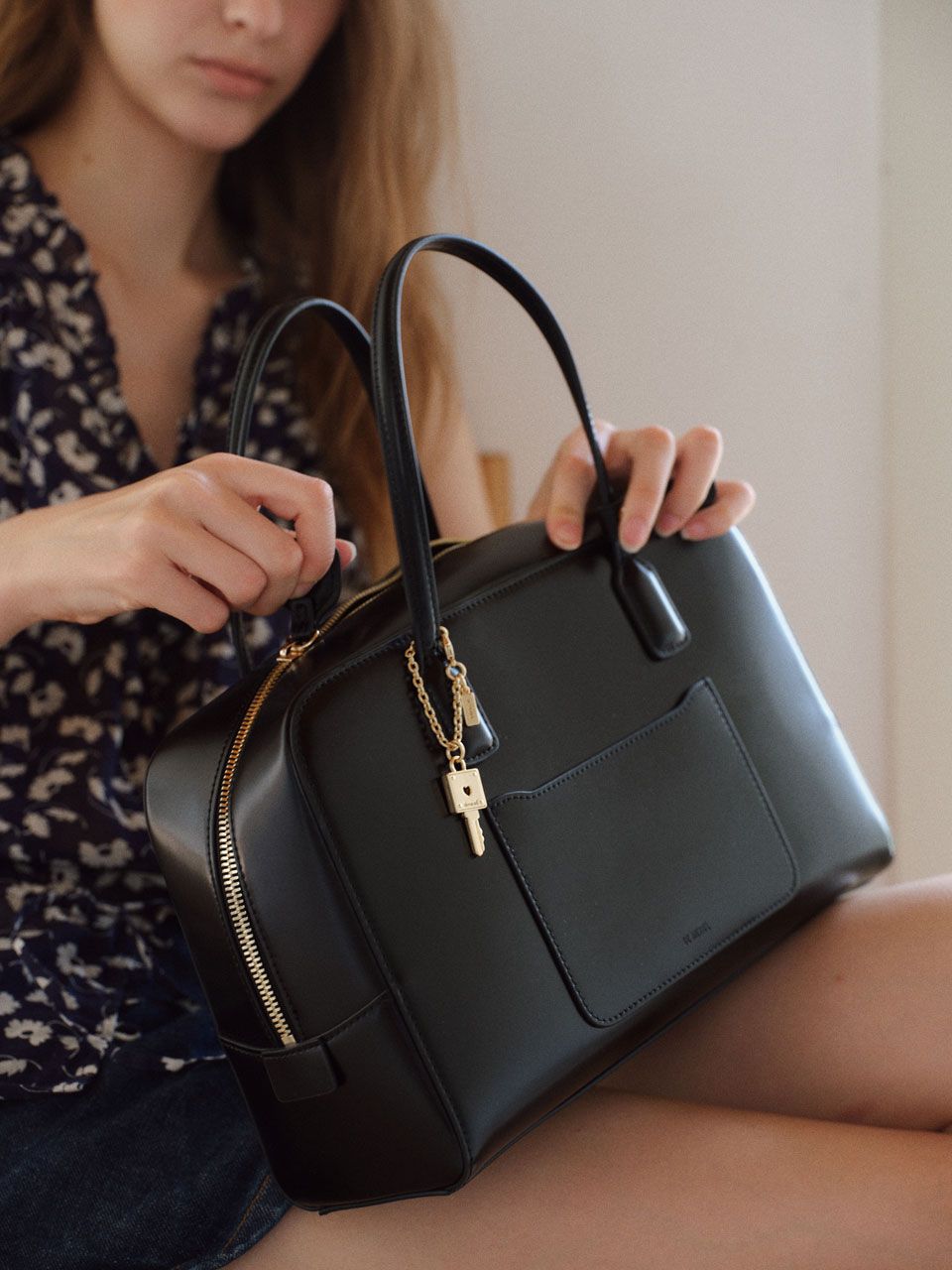 ● demeriel ● Cayley Boston Bag PLUS Designer fashion, Seoul-fully created | W Concept