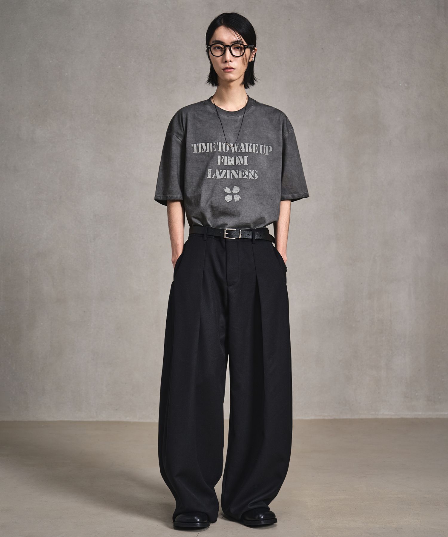 ★LMOOD★ Luna Garment Dying Half T-Shirt Charcoal L4AT0007C MUSINSA | LMOOD Luna Garment Dying Half T-Shirt Charcoal