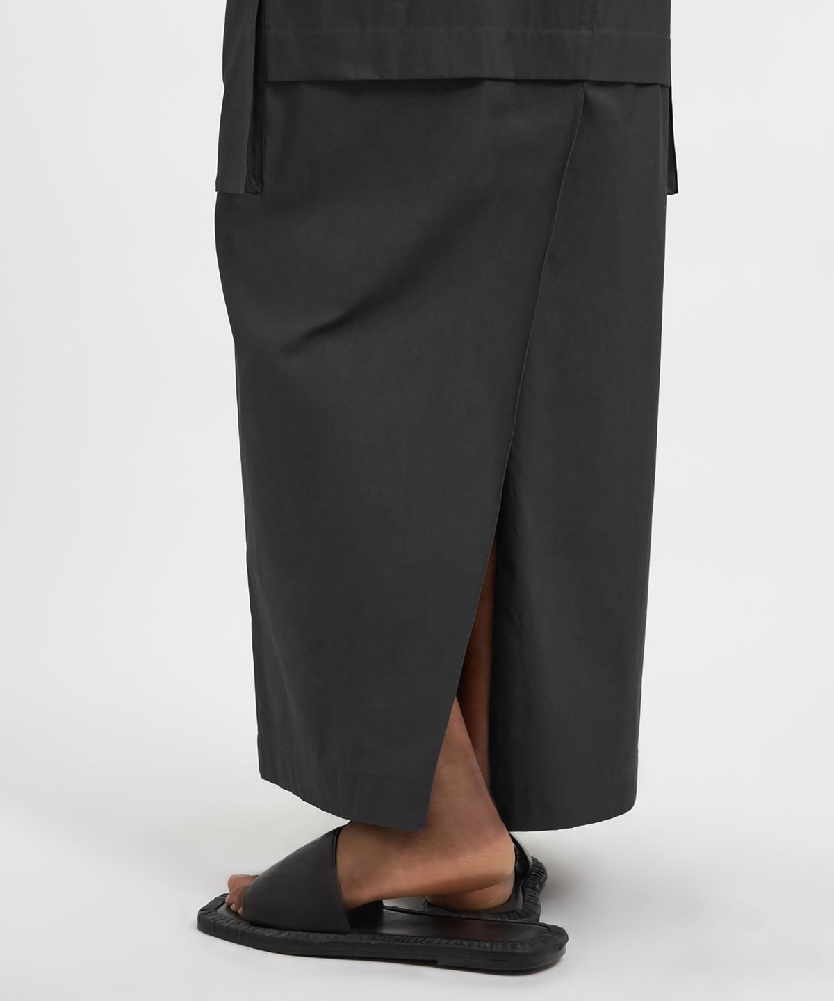 유스(YOUTH) Cargo Maxi Skirt - Charcoal Grey