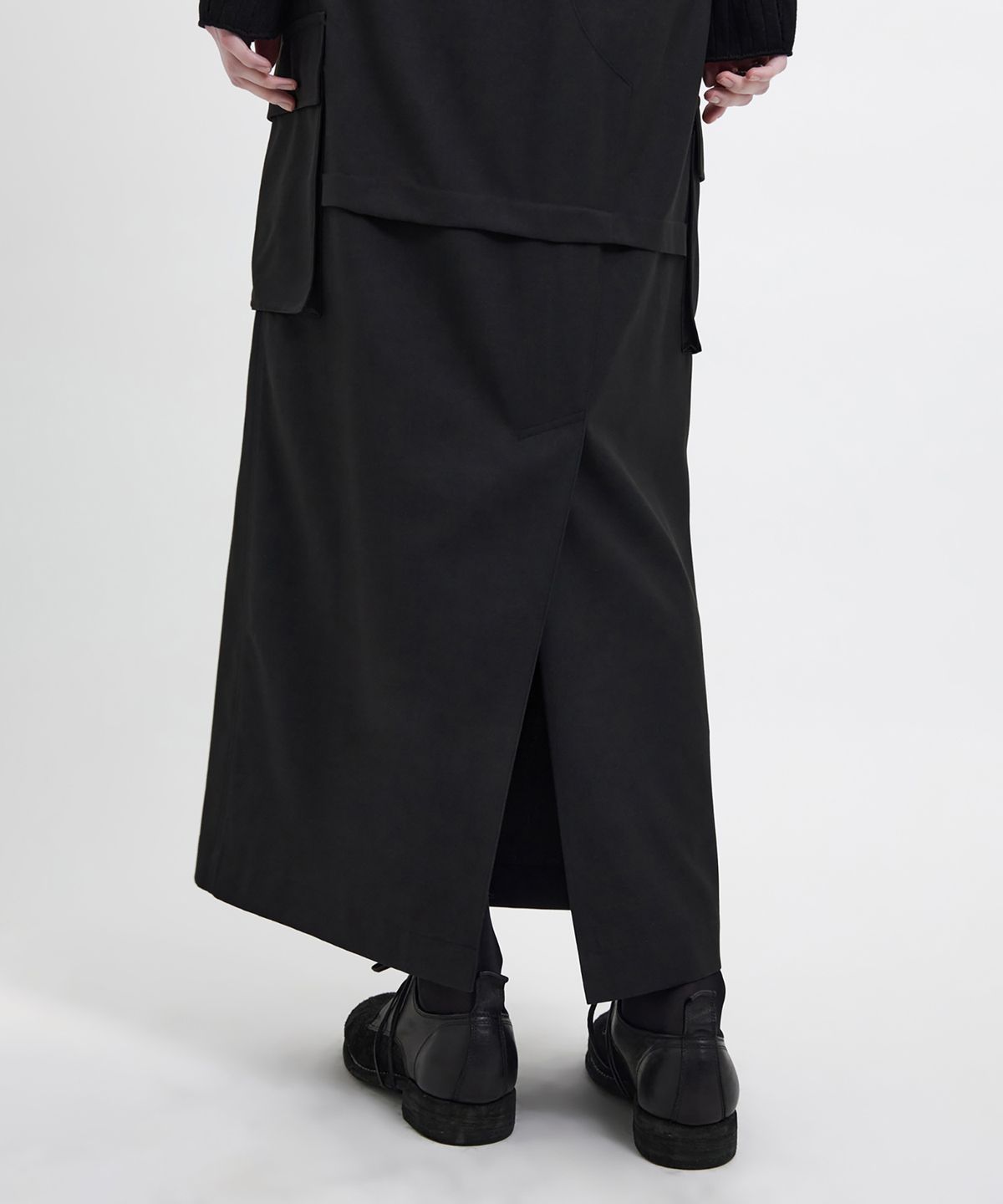 유스(YOUTH) Cargo Maxi Skirt - Black