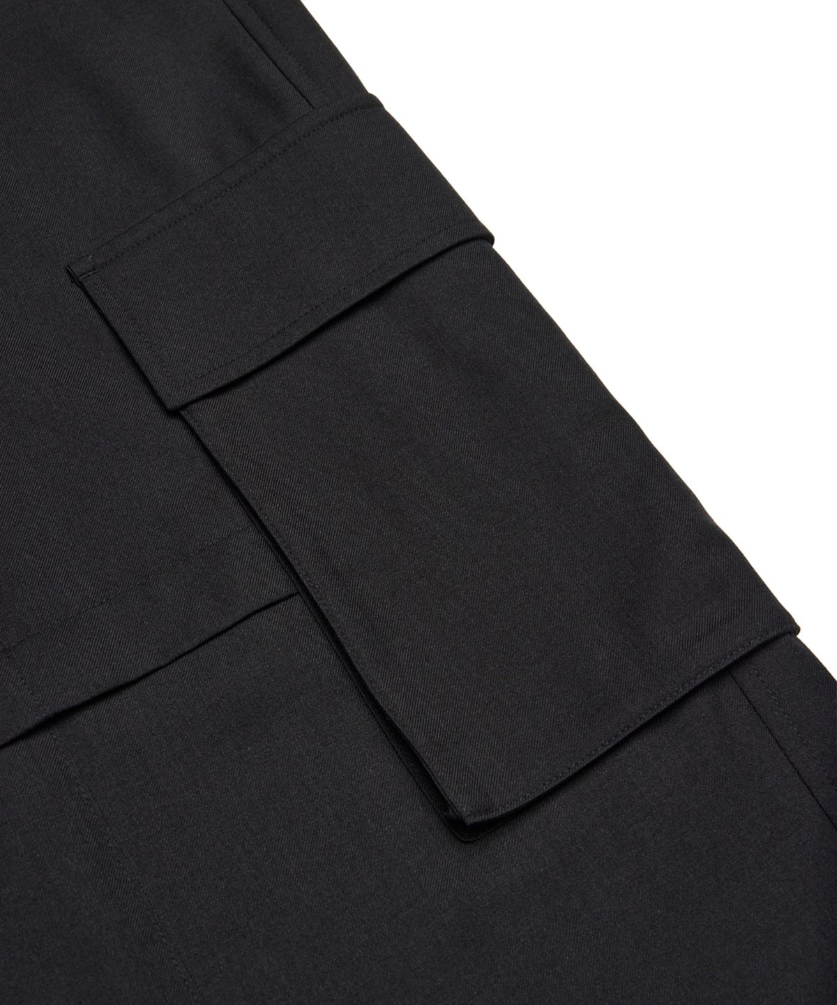 유스(YOUTH) Cargo Maxi Skirt - Black