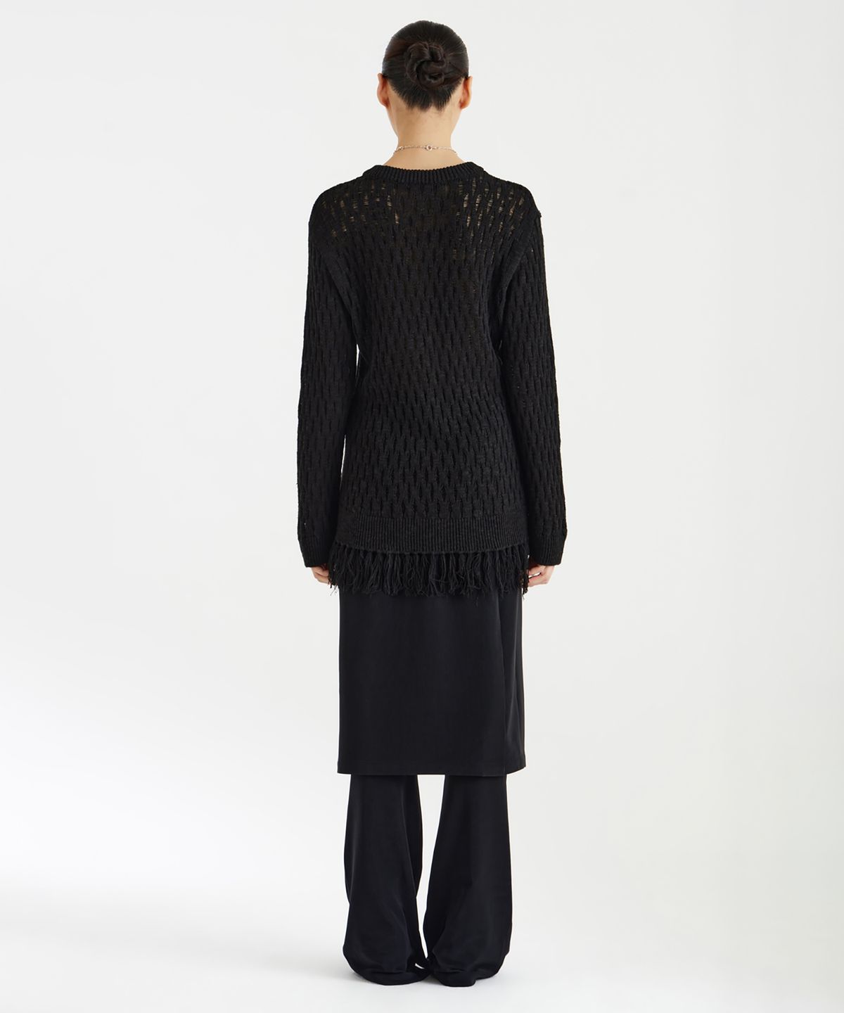 유스(YOUTH) Tassel Crewneck Knit Top - Black