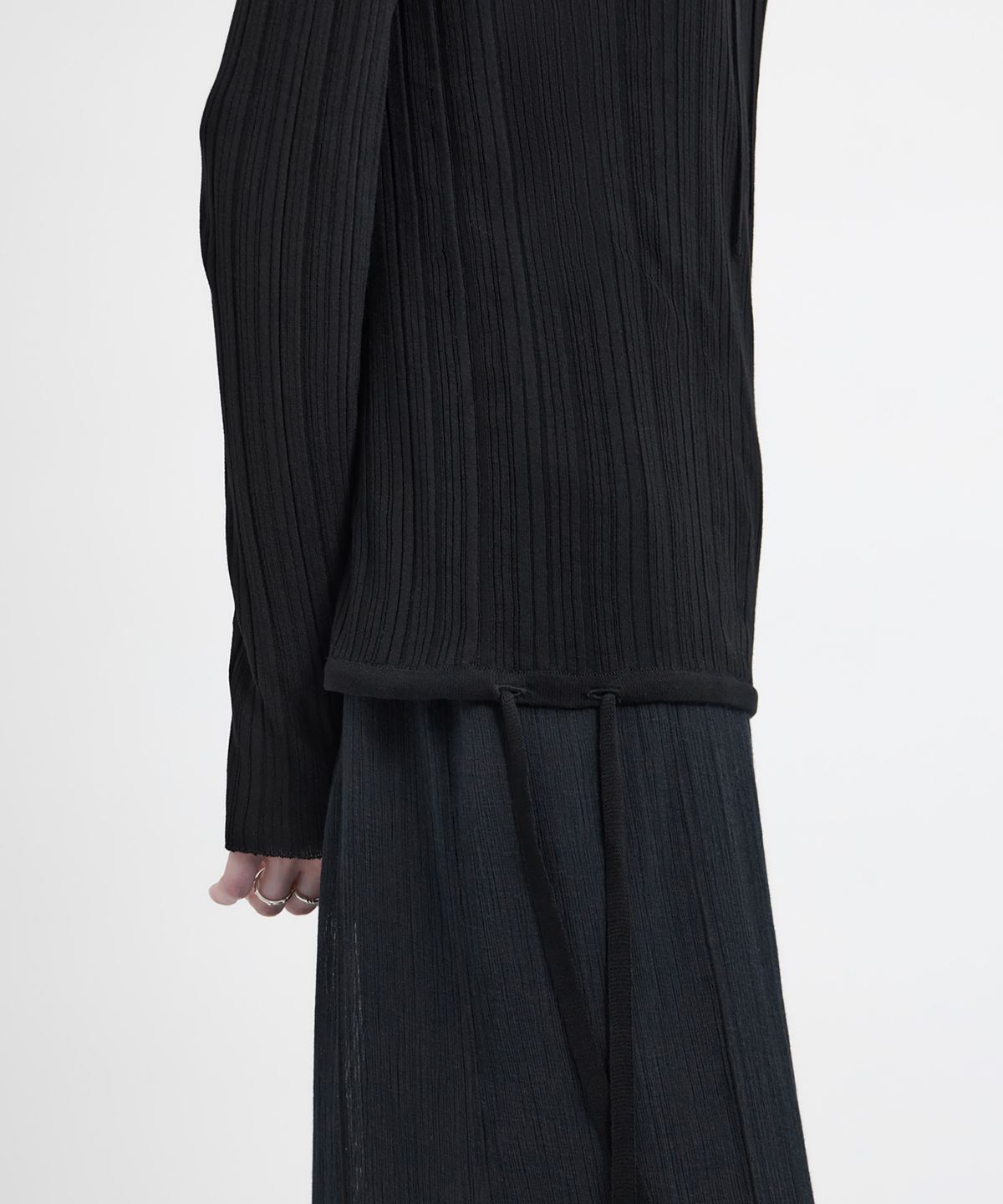유스(YOUTH) Hooded Knit Top - Black
