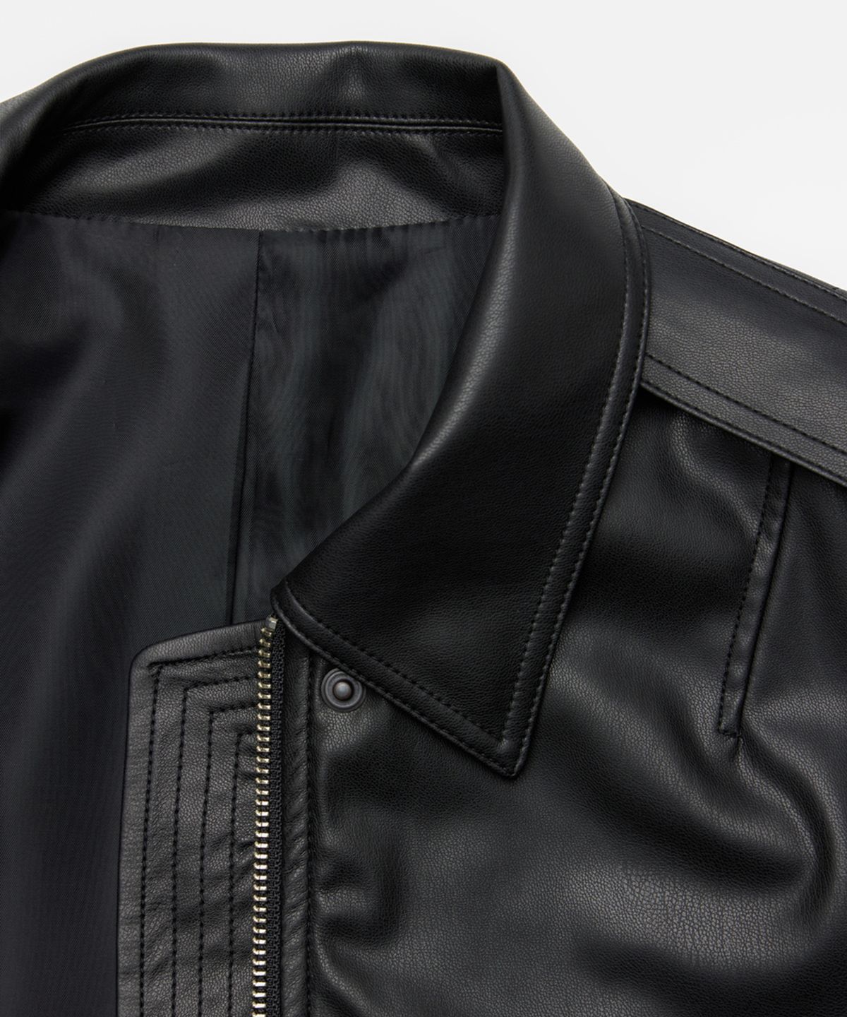 유스(YOUTH) Faux Leather Bomber - Black