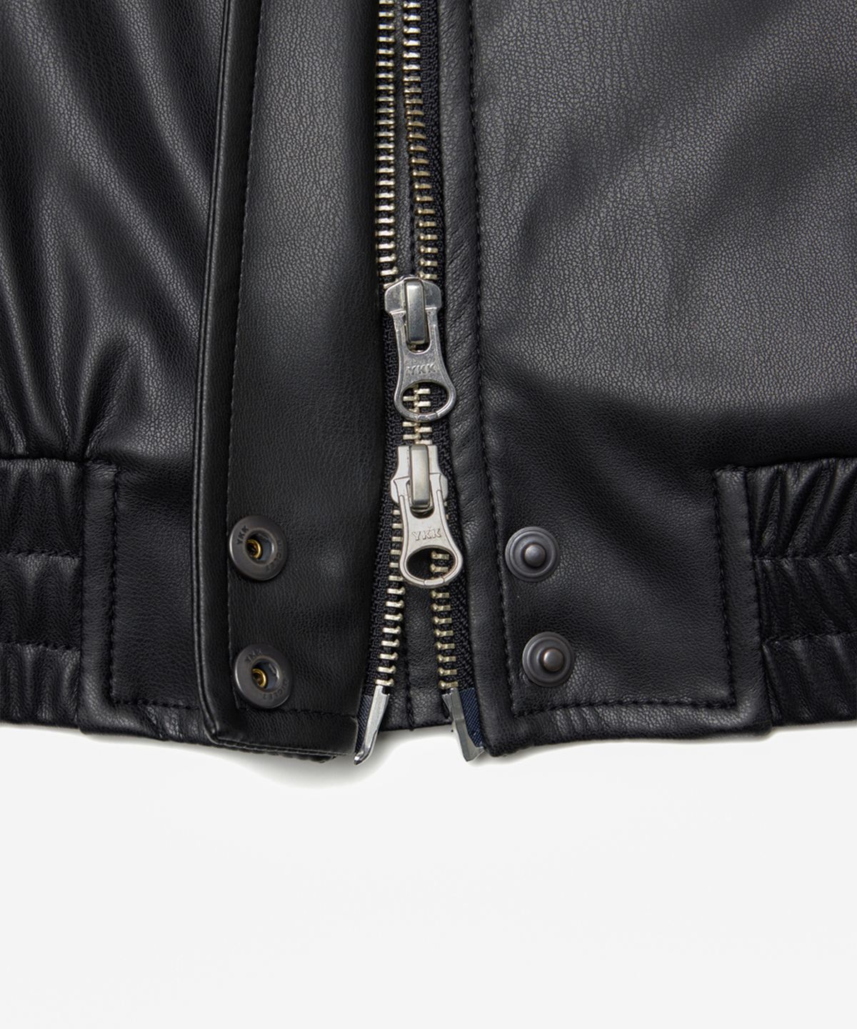 유스(YOUTH) Faux Leather Bomber - Black