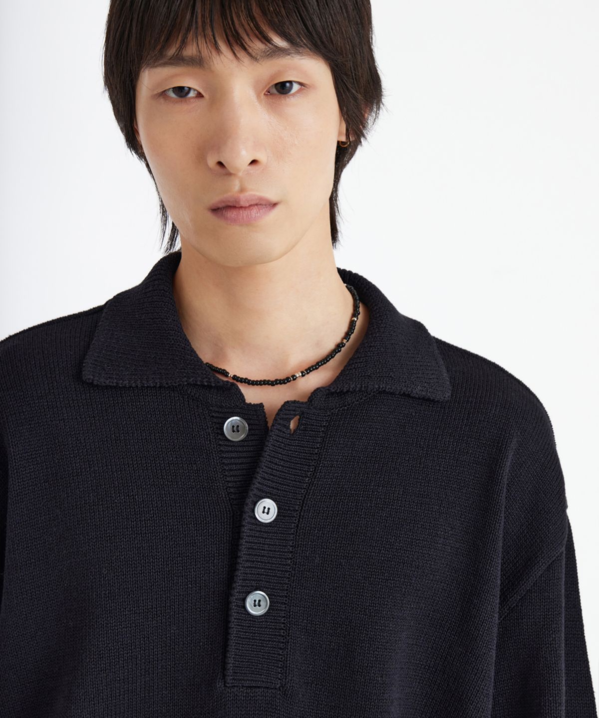 유스(YOUTH) Asymmetric Knit Collar T-Shirt - Black
