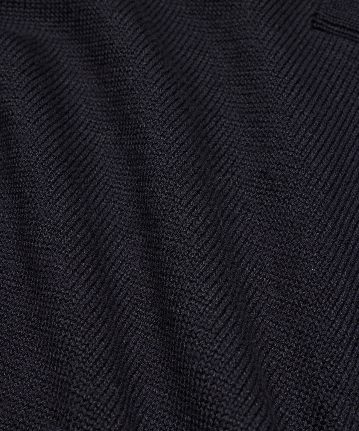유스(YOUTH) Asymmetric Knit Collar T-Shirt - Black
