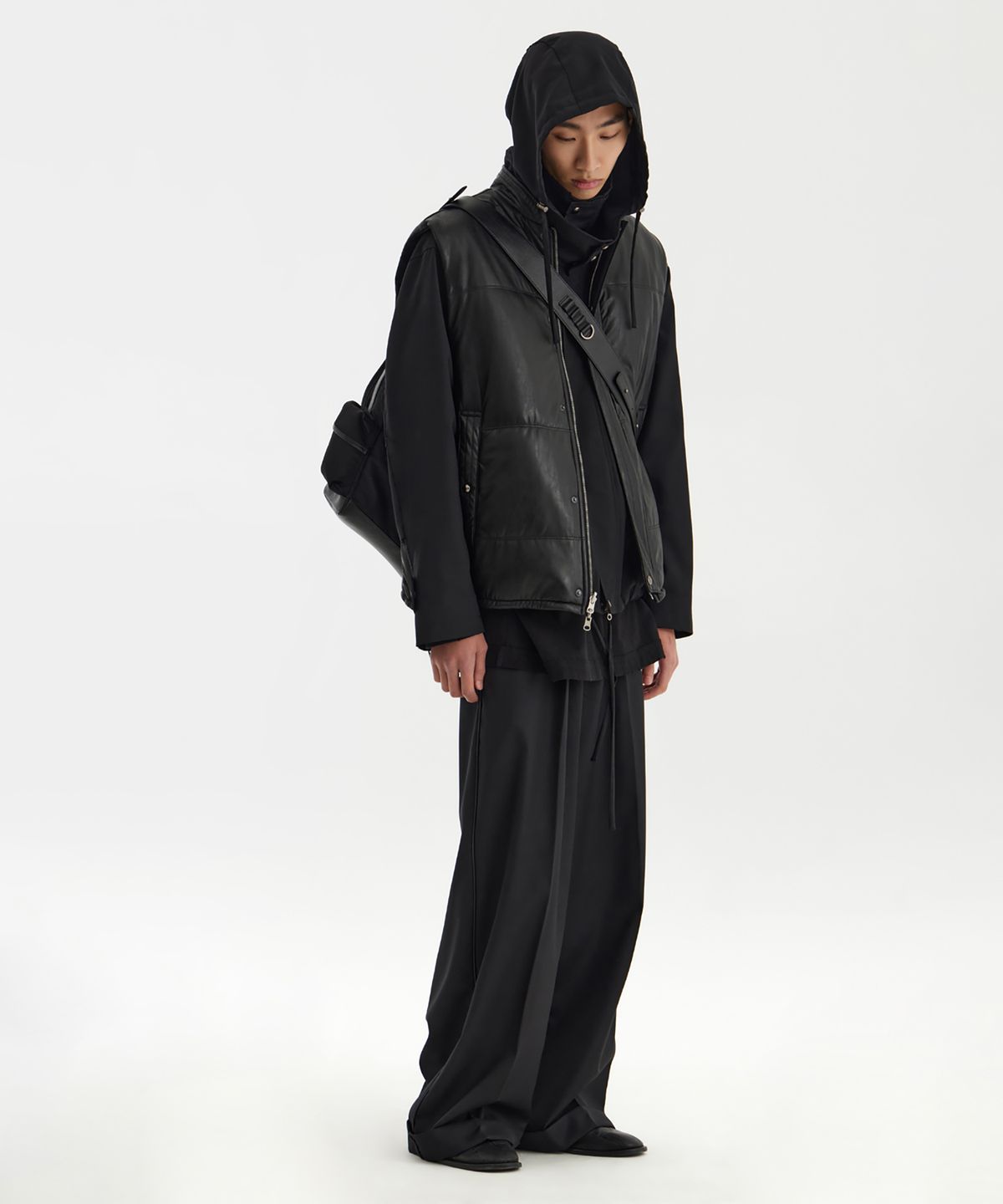 유스(YOUTH) Reversible Vest - Black