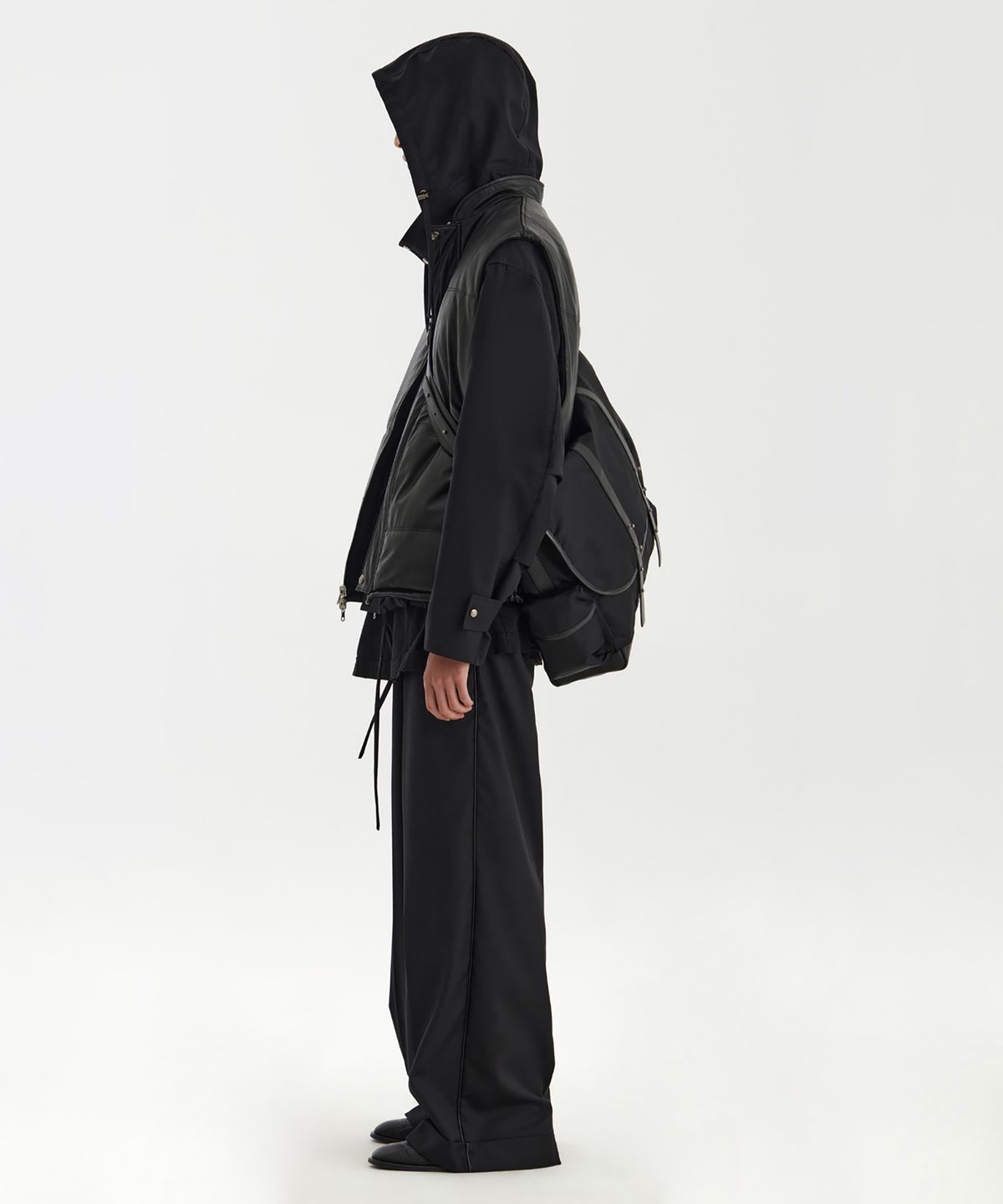유스(YOUTH) Reversible Vest - Black