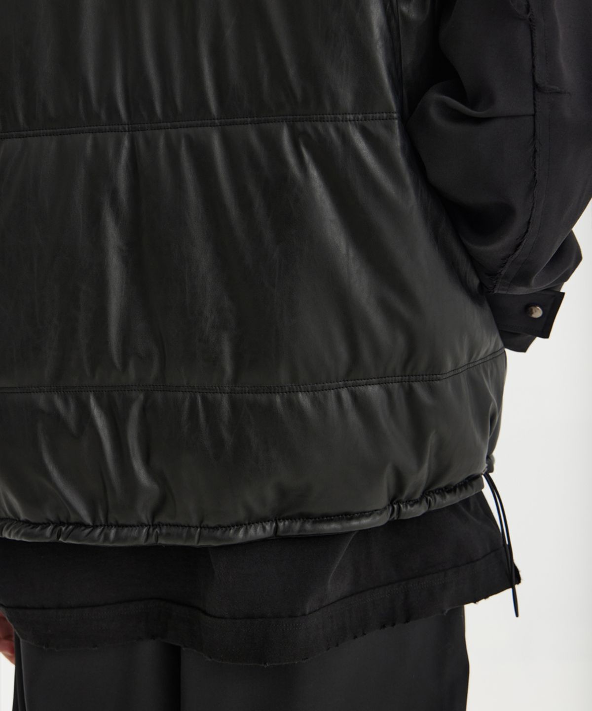유스(YOUTH) Reversible Vest - Black
