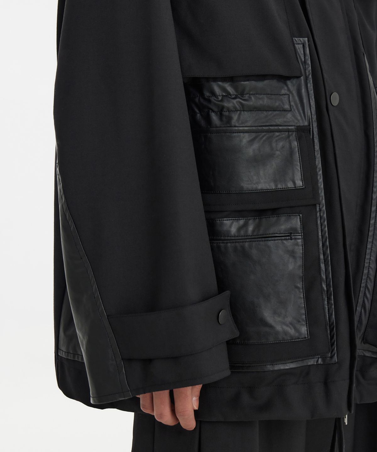 유스(YOUTH) Panel Oversized Field Jacket - Black