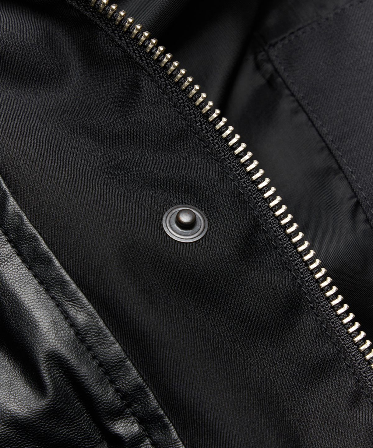 유스(YOUTH) Panel Oversized Field Jacket - Black