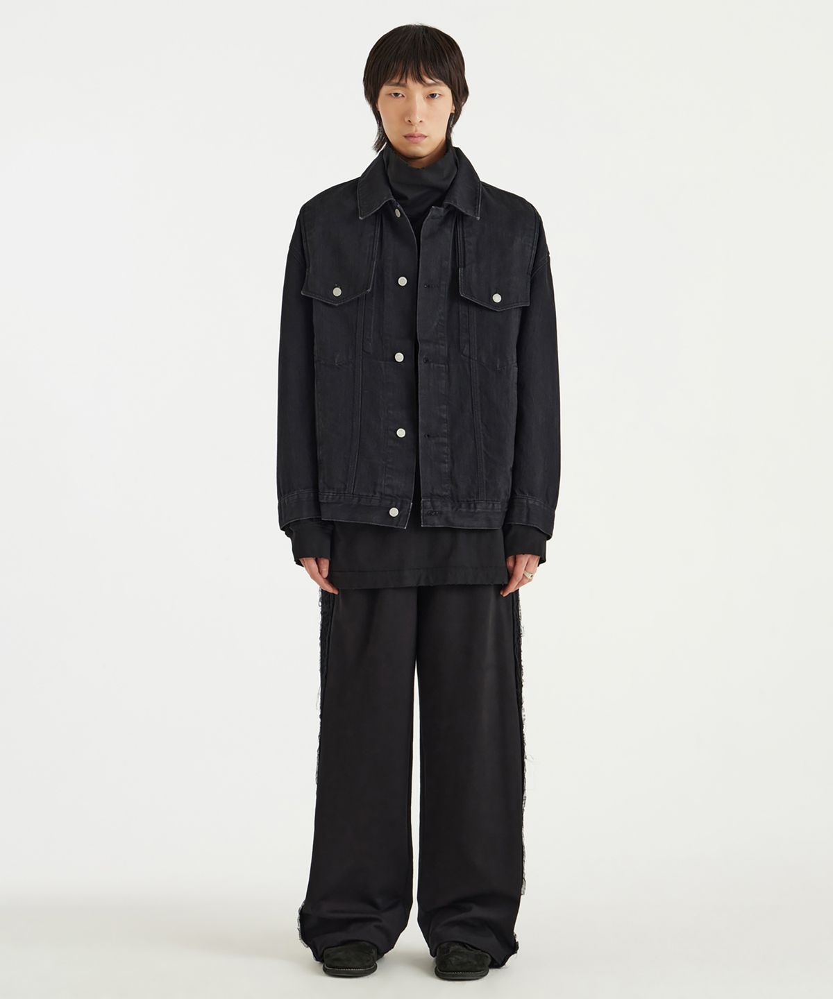 유스(YOUTH) Oversized Denim Trucker Jacket (UNISEX) - Black