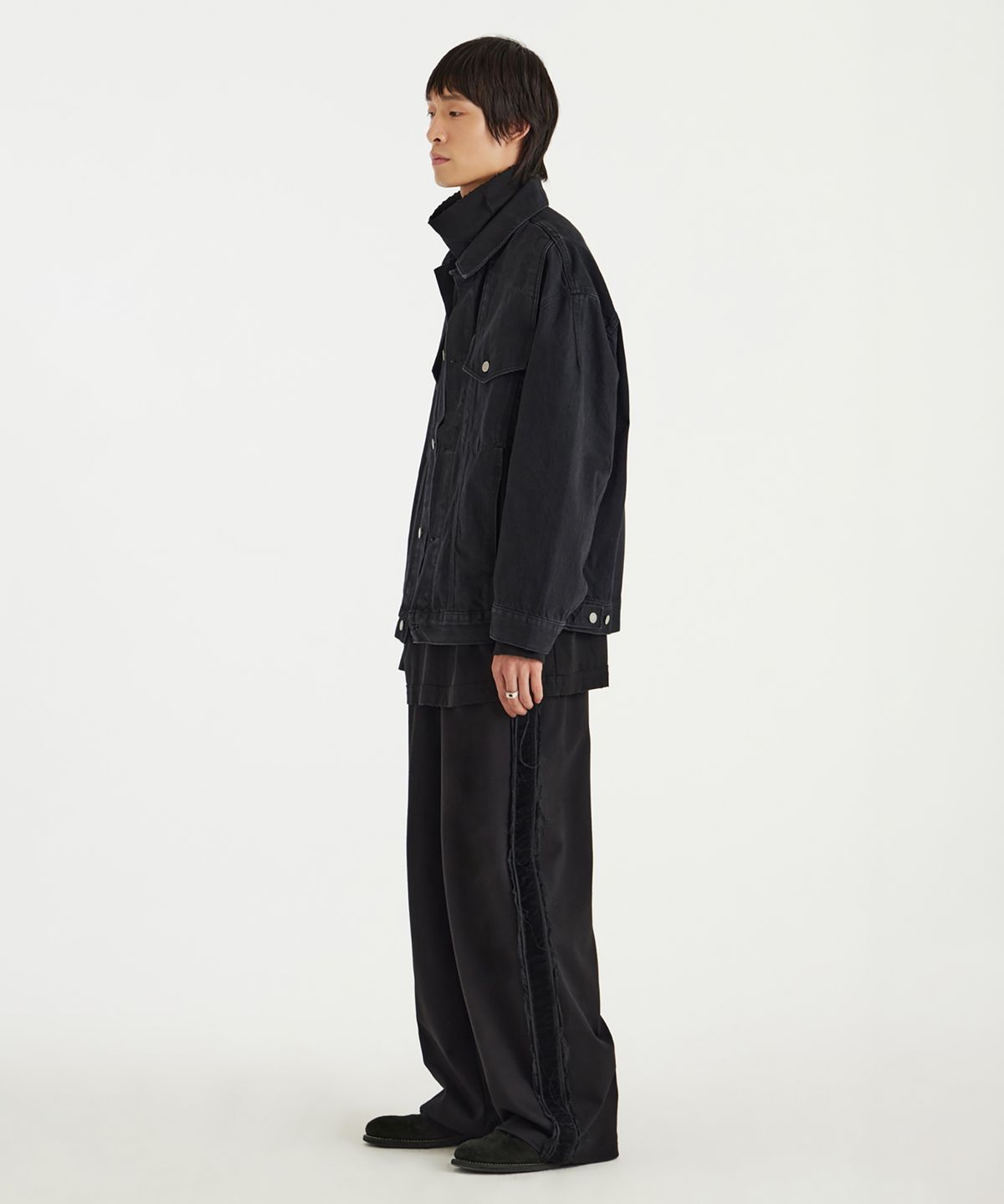유스(YOUTH) Oversized Denim Trucker Jacket (UNISEX) - Black