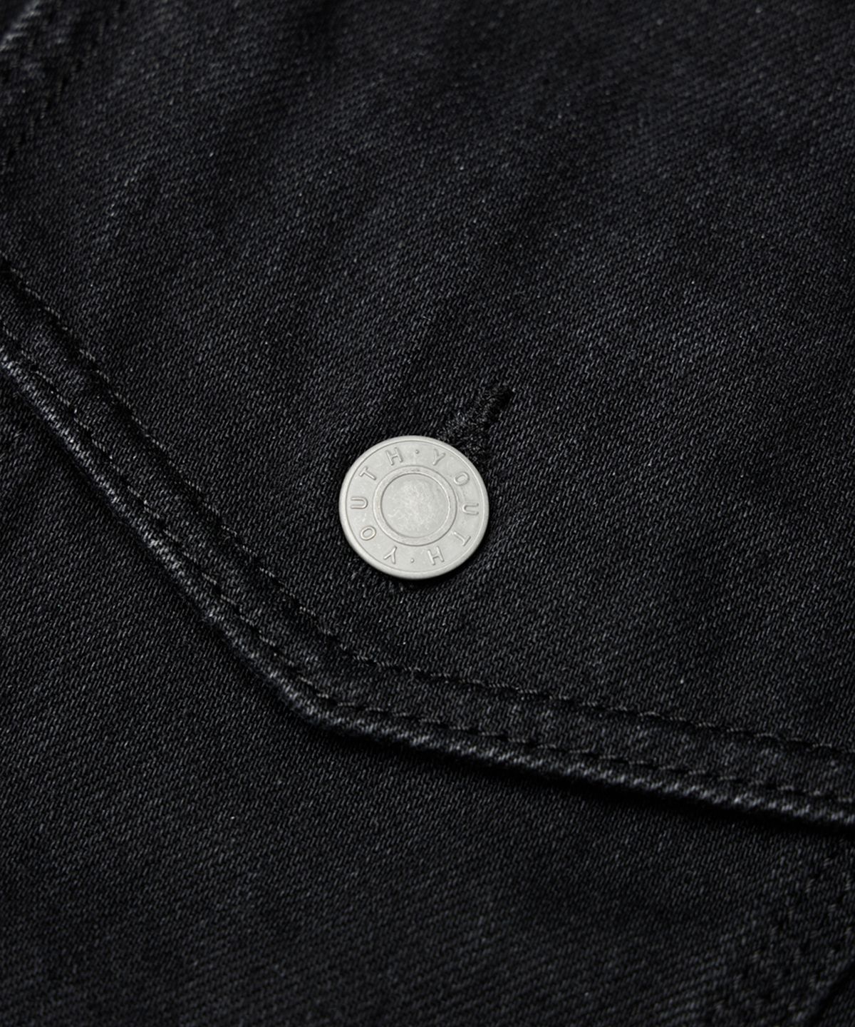 유스(YOUTH) Oversized Denim Trucker Jacket (UNISEX) - Black
