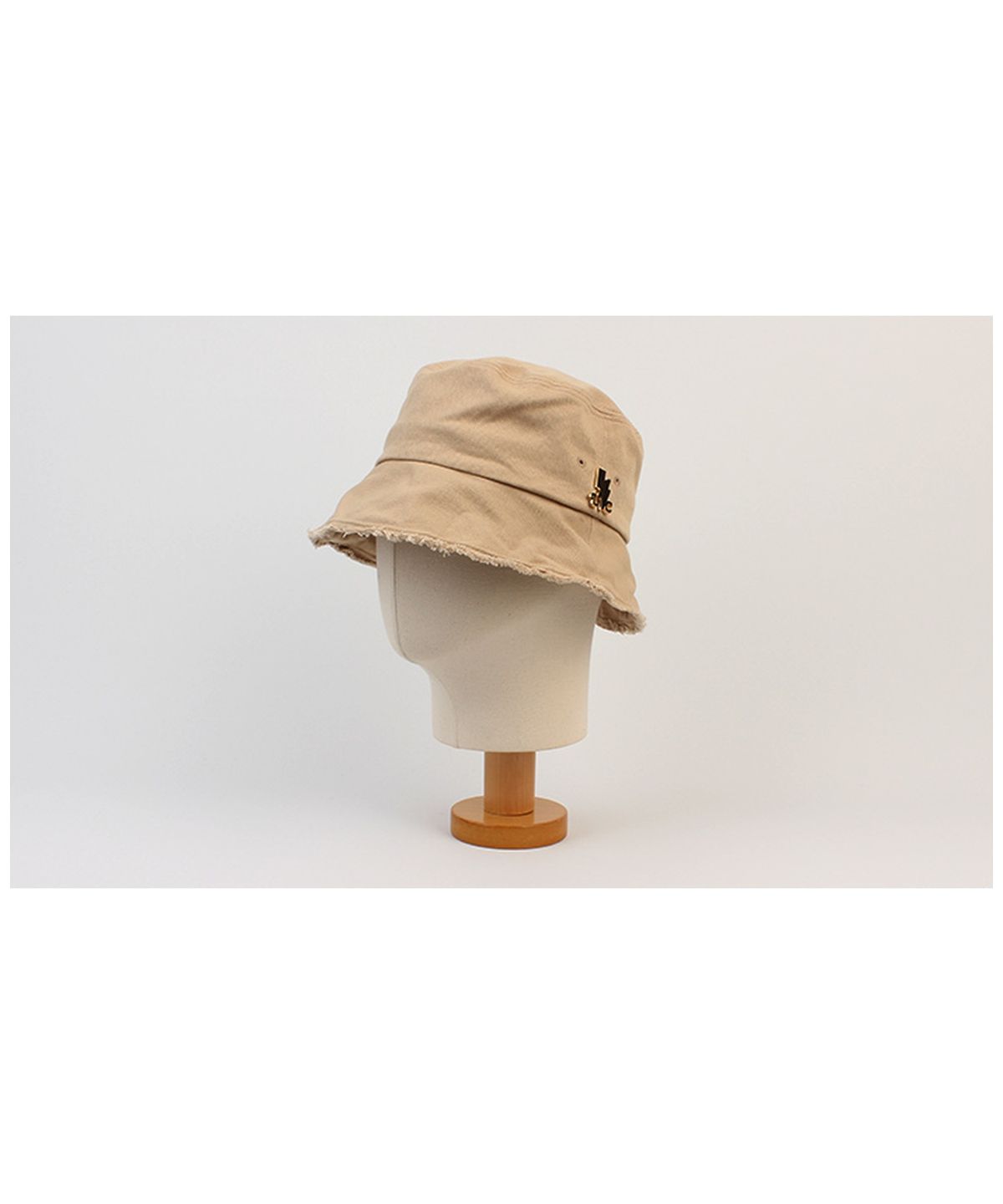유니버셜 케미스트리(UNIVERSAL CHEMISTRY) Vintage Beige Wire Bucket Hat 빈티지버킷햇
