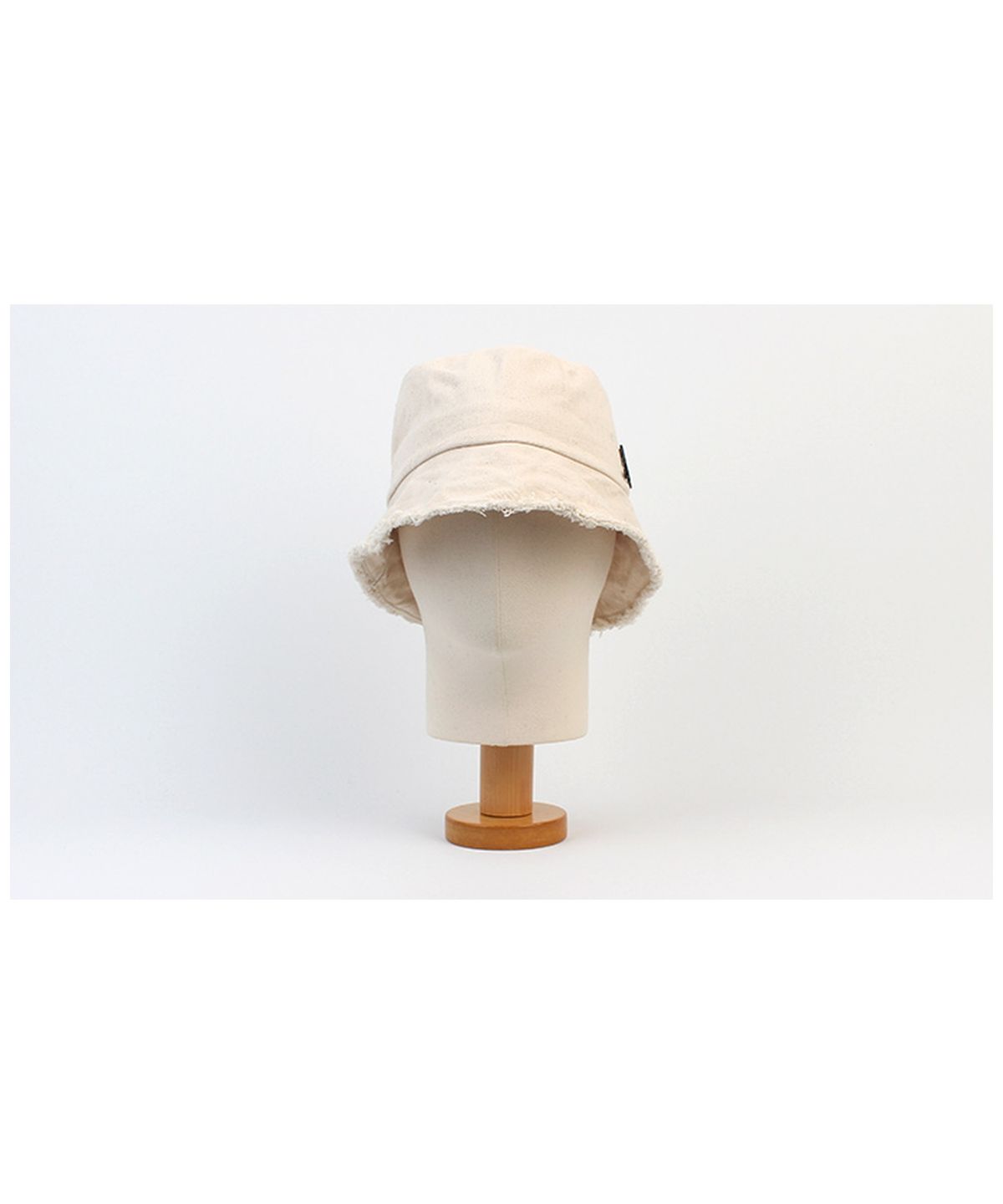 유니버셜 케미스트리(UNIVERSAL CHEMISTRY) Vintage Ivory Wire Bucket Hat 빈티지버킷햇