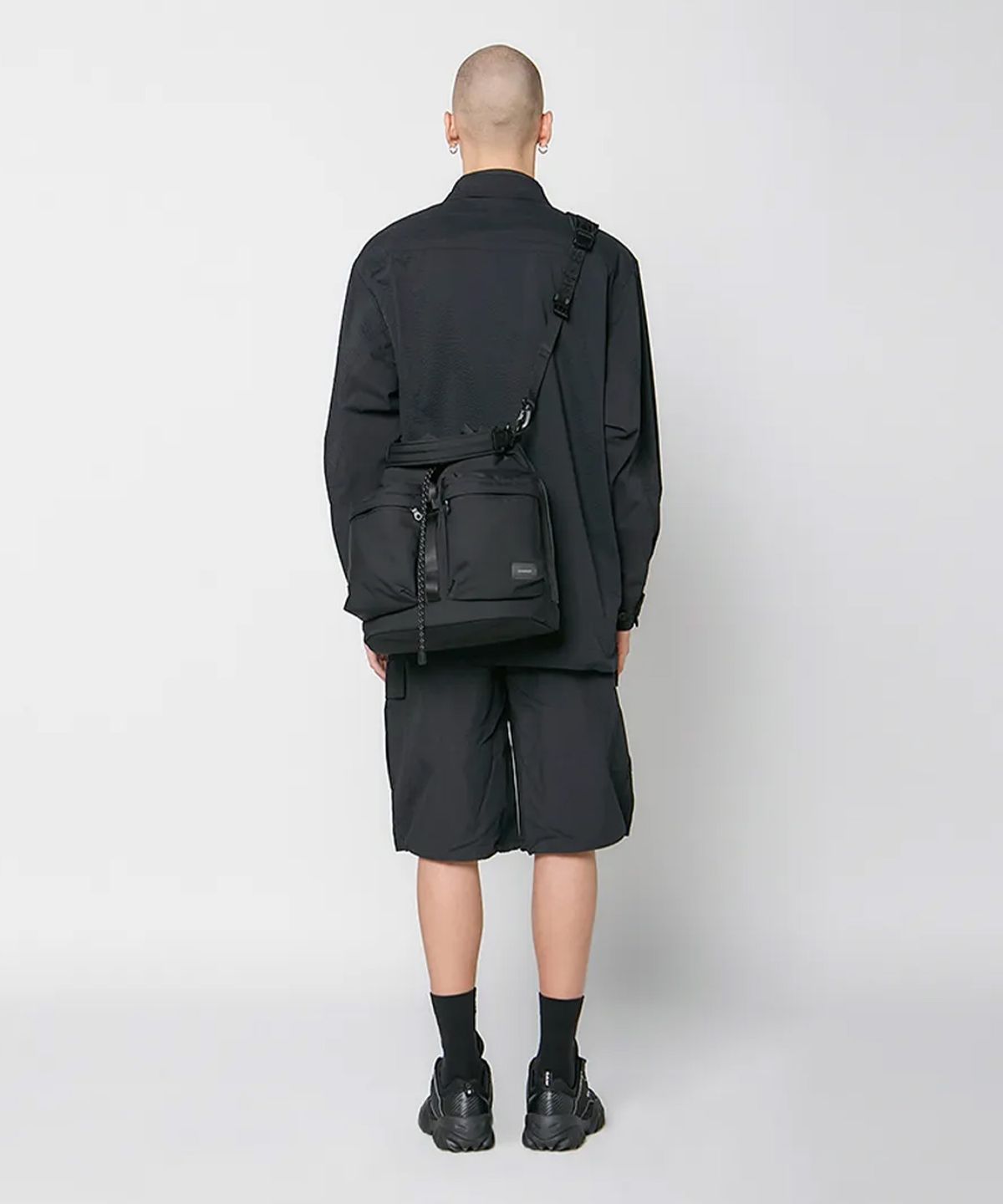스위치(SWEETCH) CITY BOYS BUCKET BAG 002 L Black