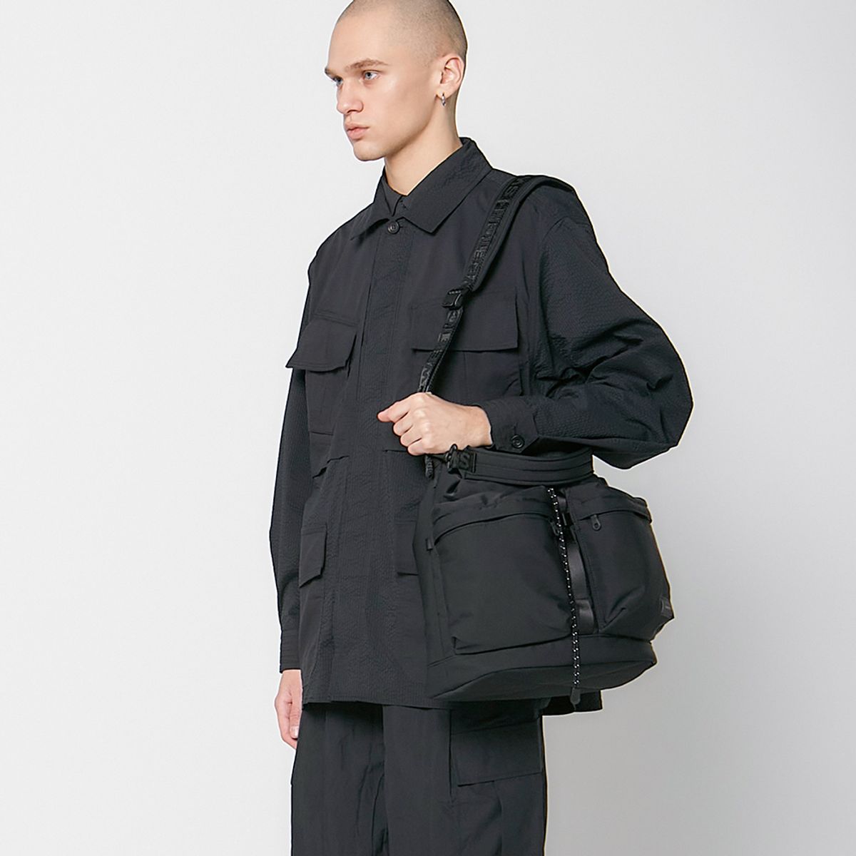 스위치(SWEETCH) CITY BOYS BUCKET BAG 002 L Stone Grey