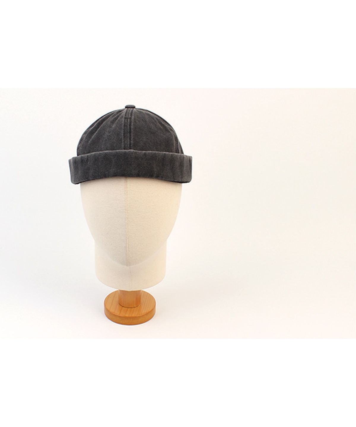 유니버셜 케미스트리(UNIVERSAL CHEMISTRY) Pigment Black Watch Cap 베레모