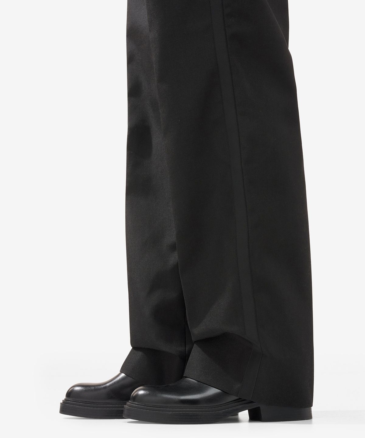 메종 마르지엘라(MAISON MARGIELA) 스트랩 플리츠 팬츠 - 블랙 / S51KA0582S78413900