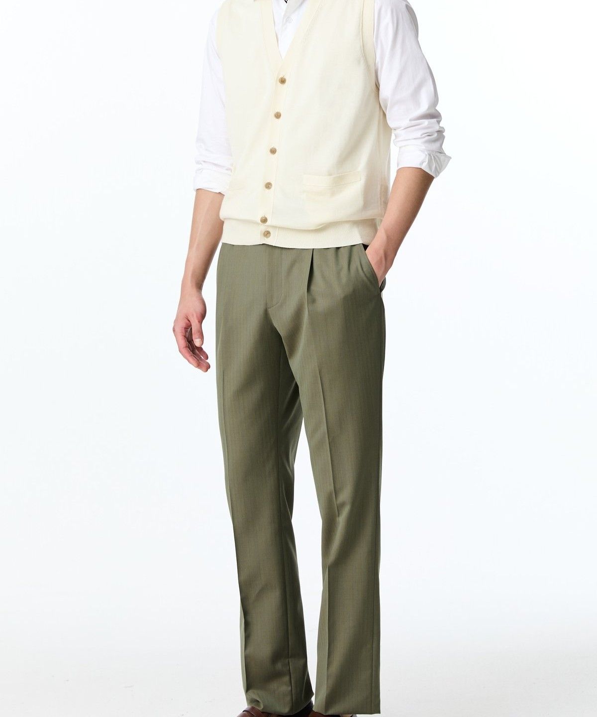 맨온더분(MAN ON THE BOON) [LORO PIANA FABRIC] 니티드 울 브이넥 베스트_크림 4714113008