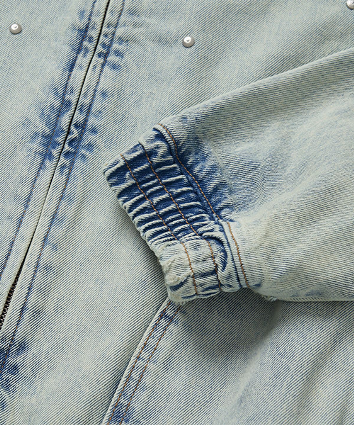 위캔더스(WKNDRS) STUDDED DENIM JACKET (L.DENIM)