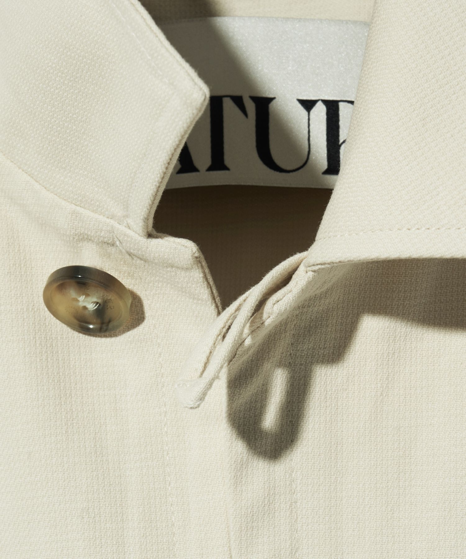 MUSINSA | SATUR Applique artwork logo collar jacket resort ivory