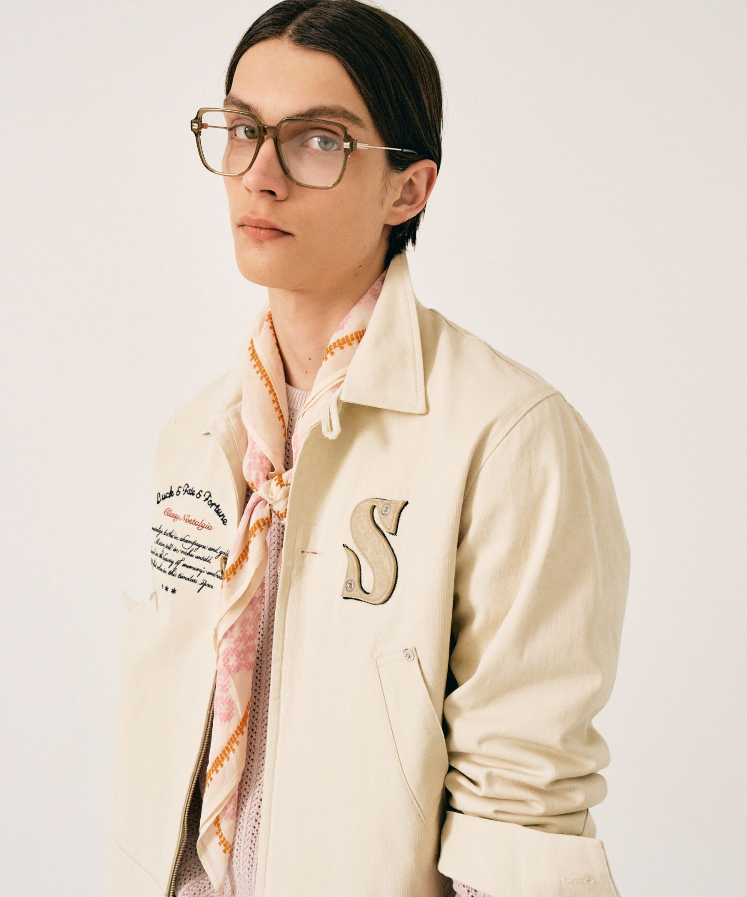 MUSINSA | SATUR Applique artwork logo collar jacket resort ivory