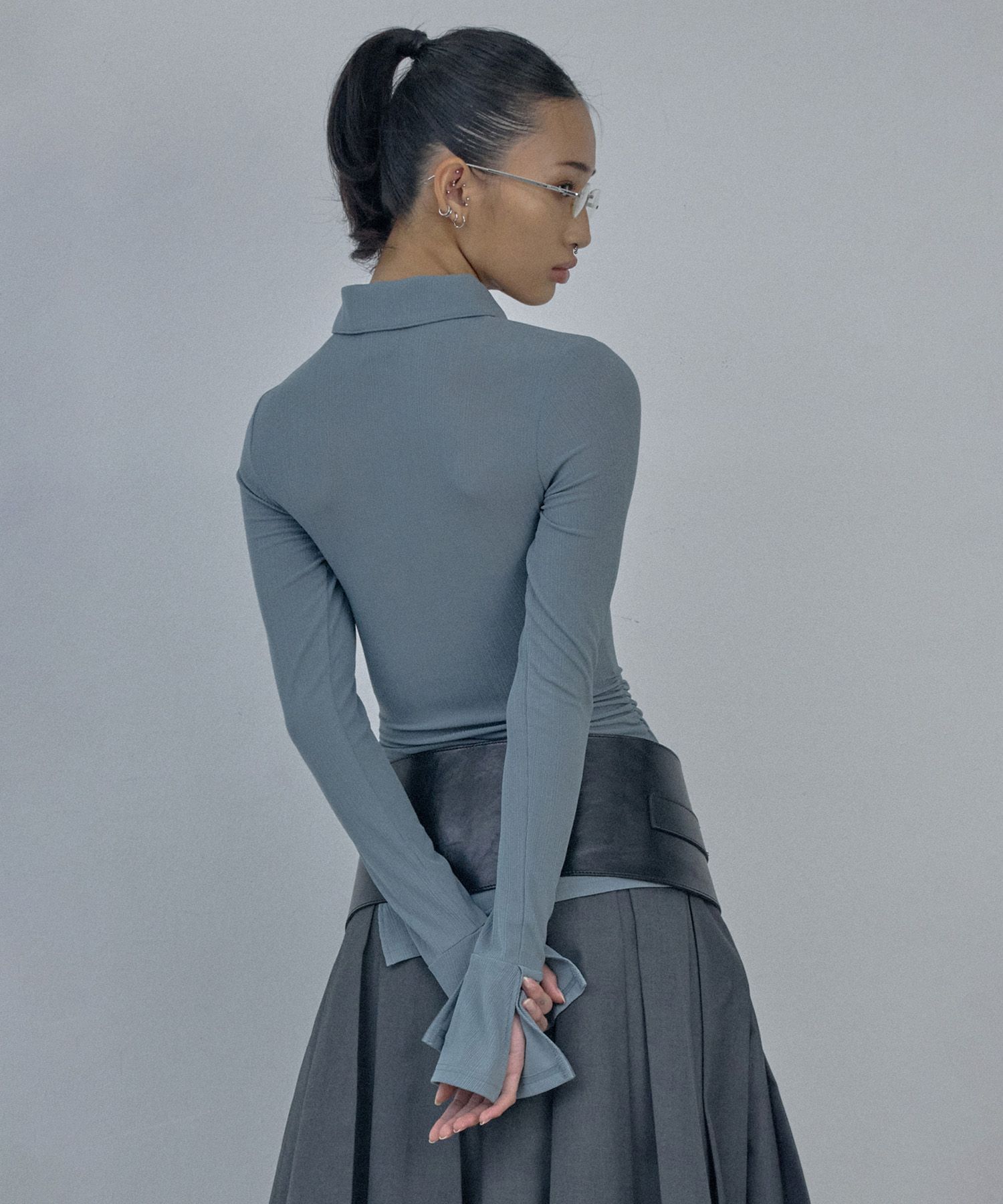 ★SCULPTOR★ Button Down Bell Sleeve Tee Blue Gray SC24S216B MUSINSA | SCULPTOR Button Down Bell Sleeve Tee Blue Gray