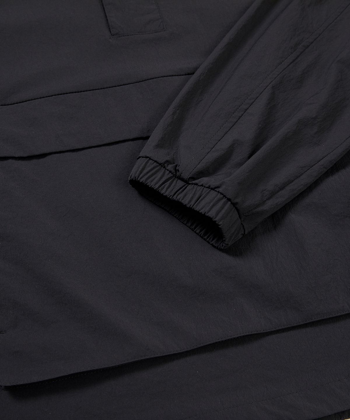 스노우피크 어패럴(SNOWPEAK APPAREL) 루트 스탠드넥 아노락 Dark Charcoal (S24MMRAN60)