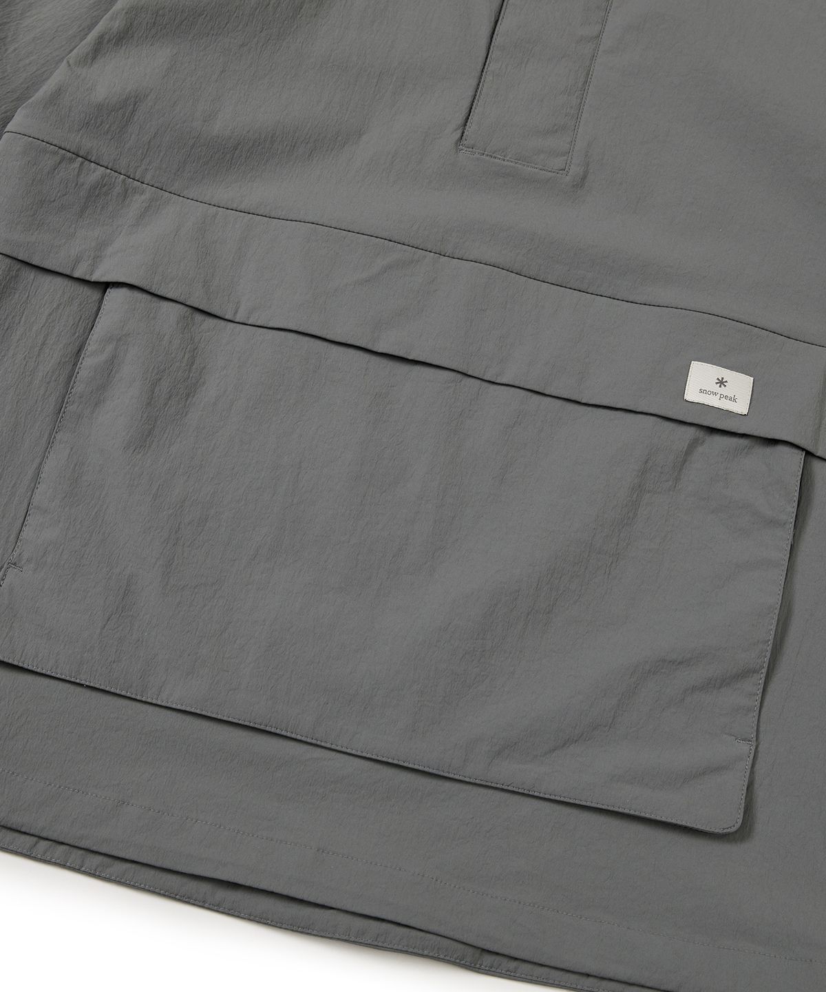 스노우피크 어패럴(SNOWPEAK APPAREL) 루트 스탠드넥 아노락 Dark Gray (S24MMRAN60)
