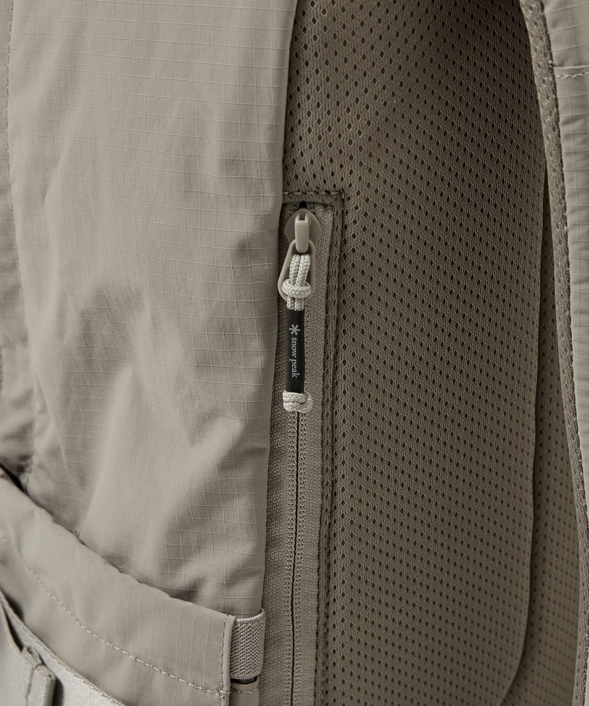 스노우피크 어패럴(SNOWPEAK APPAREL) 듀얼테크 백팩 25L Yellow Gray (S24ZUFBP31)
