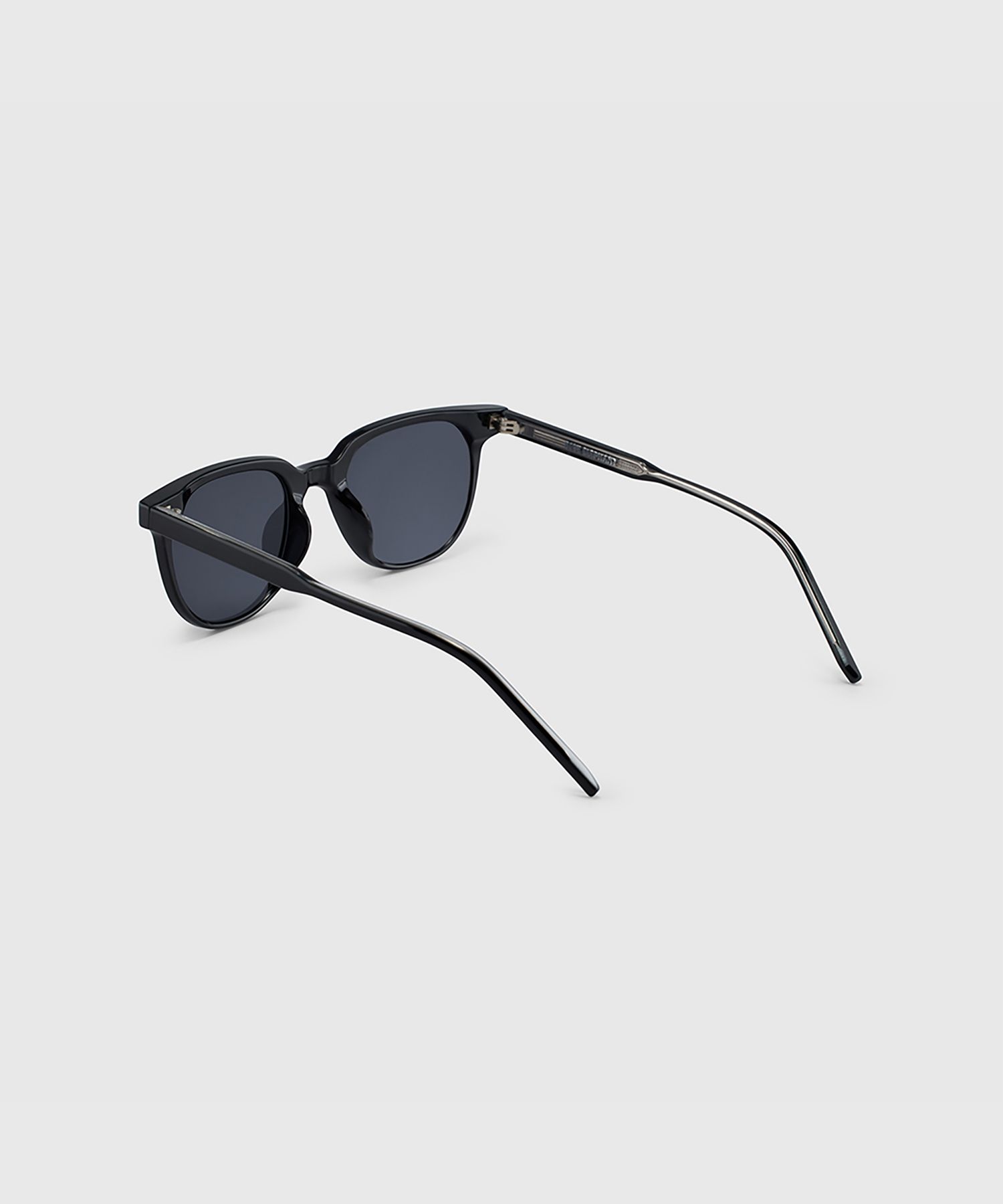 サングラス BLUE ELEPHANT DEIA black MUSINSA公式 | BLUE ELEPHANT DEIA black