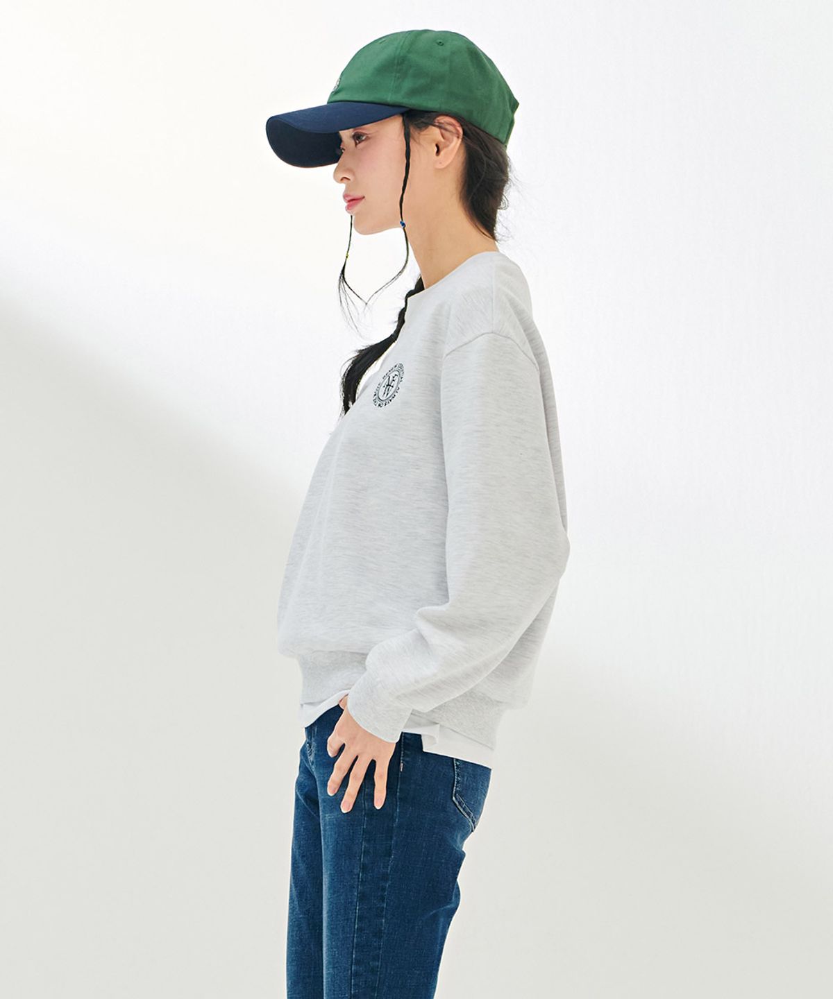 체이스컬트(CHASECULT) 여성 브이넥 맨투맨 티셔츠-DARG5182B0B