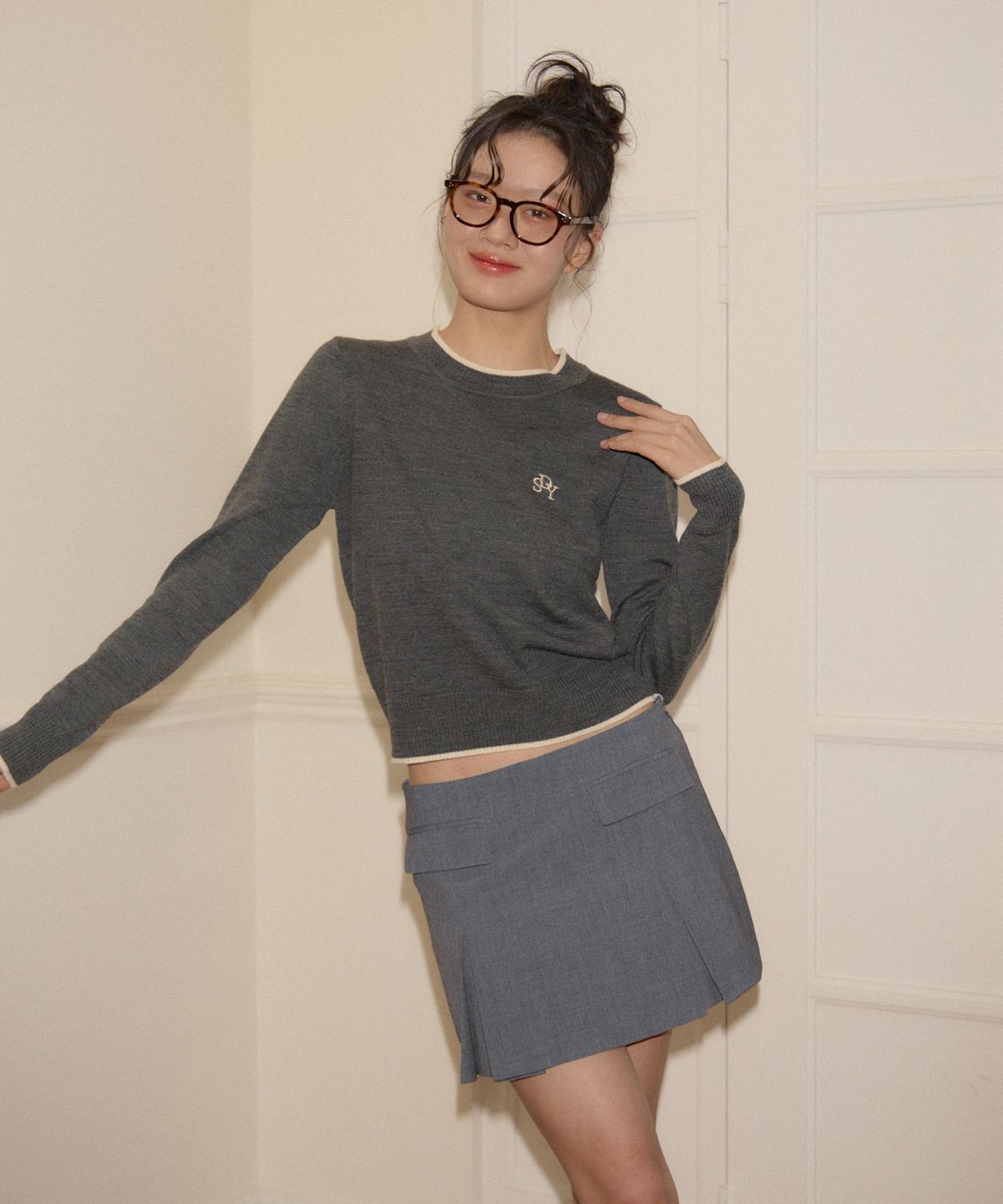 살롱 드 욘(SALON DE YOHN) Logo Basic Knit_ Gray