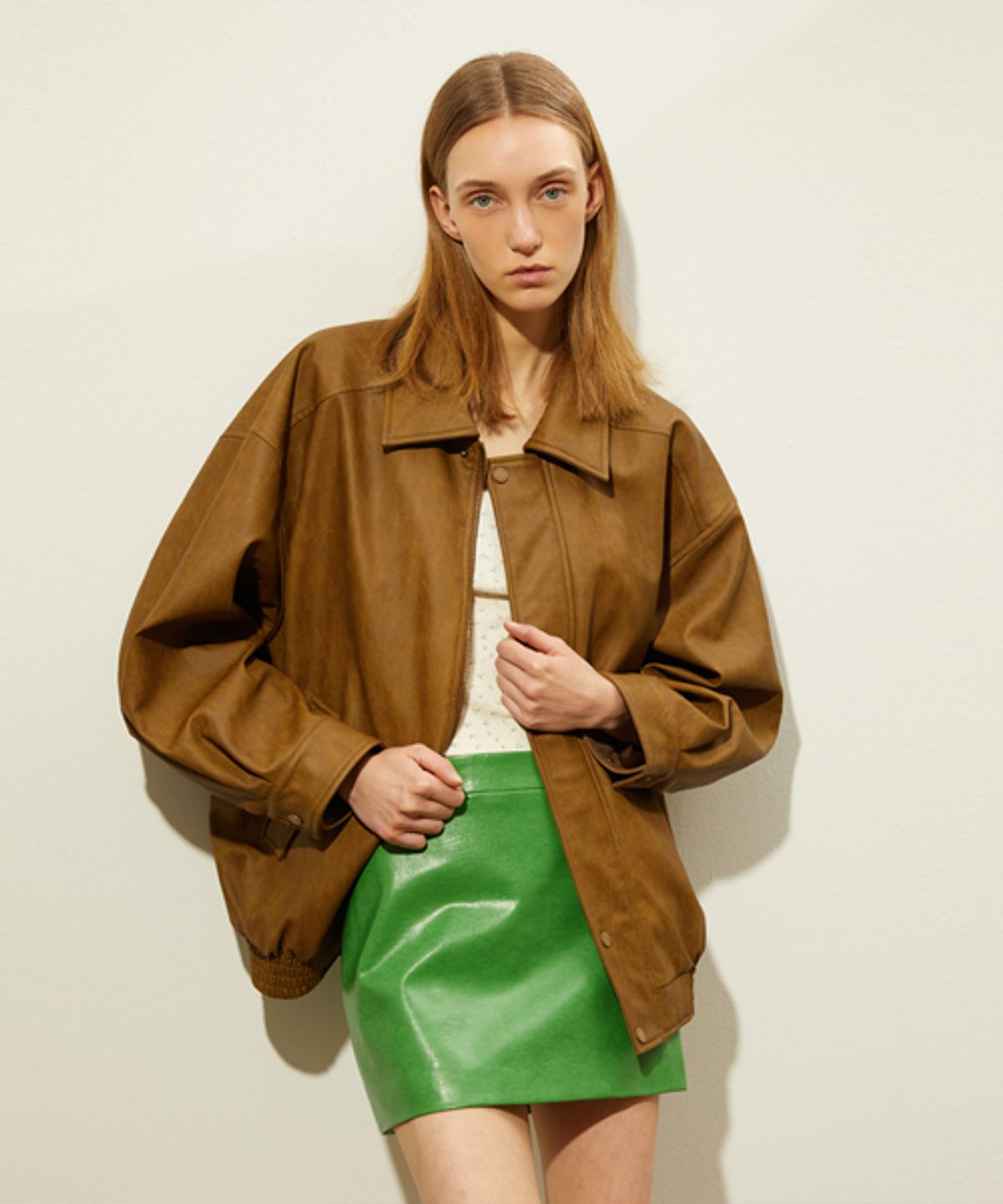 레이디 볼륨(LADY VOLUME) 465-1 WASHING LEATHER SIGNATURE JUMPER_CAMEL