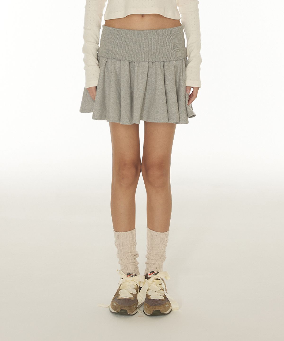 디어스토커(DEARSTALKER) SWAY FLARE MINI SKIRT - GREY