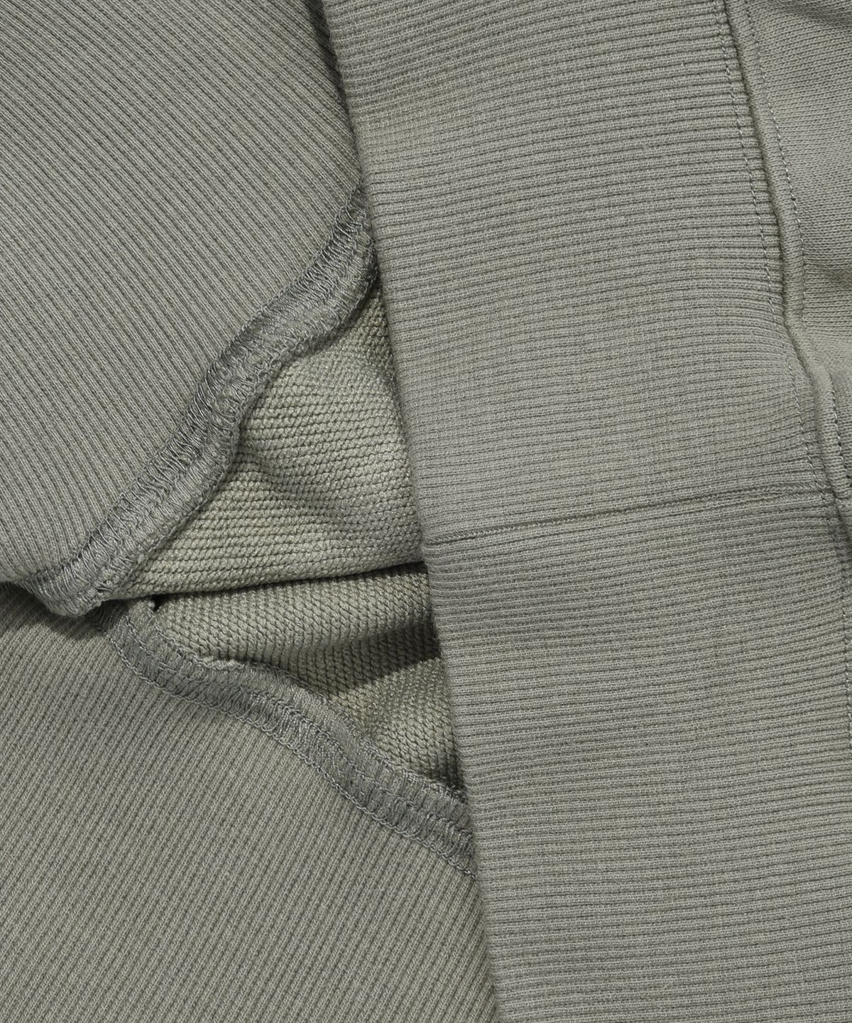 피지컬 디파트먼트(PHYSICAL DEPARTMENT) P-ACTIVE CROP HOODIE KHAKI